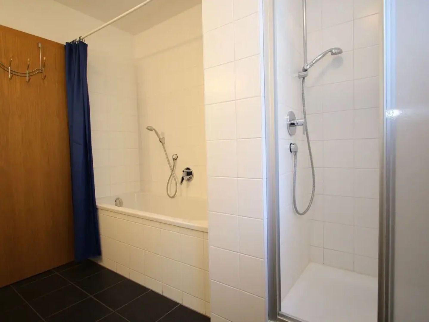 Cozy Apartment in Rauris near Forest