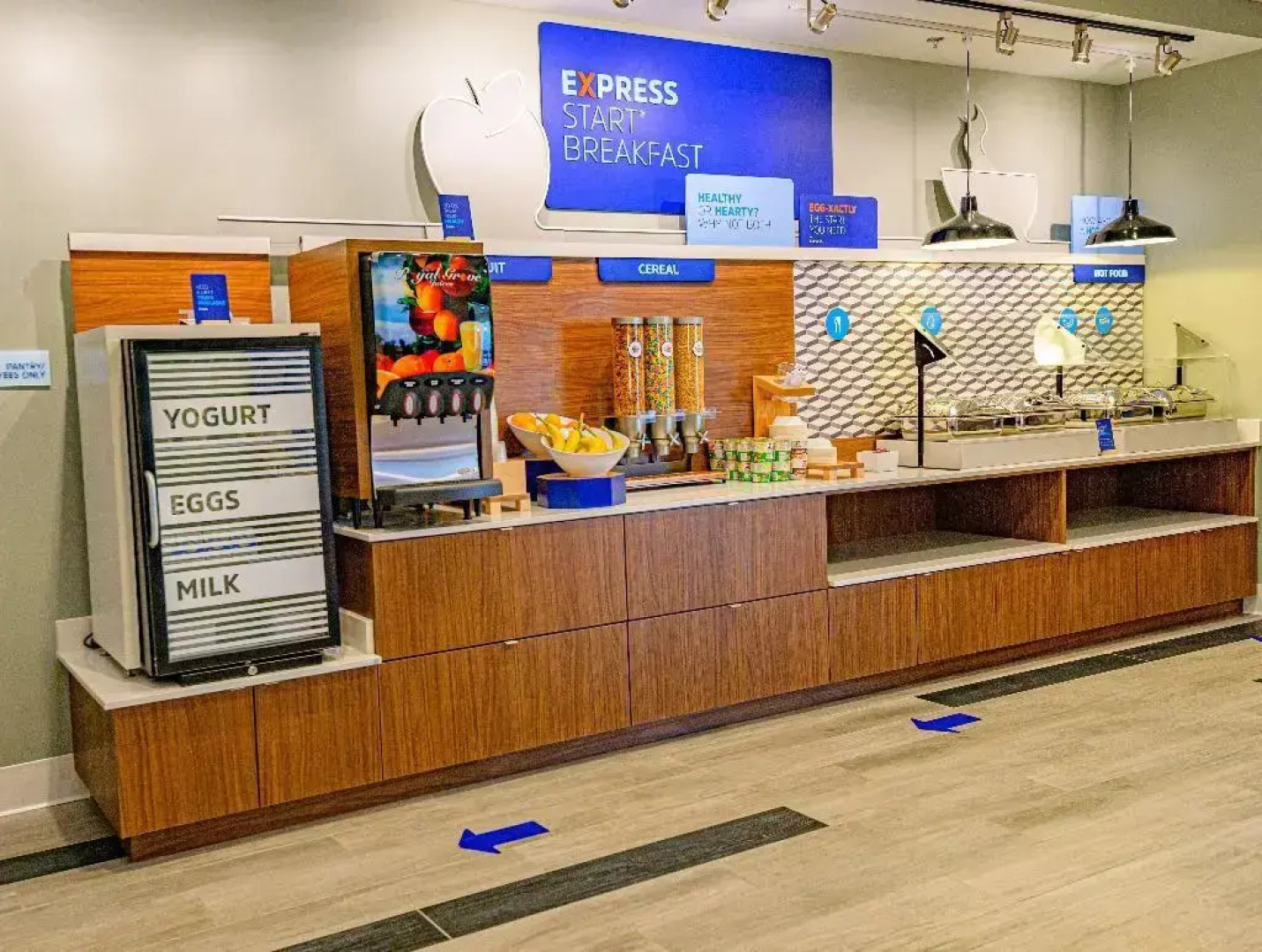 Holiday Inn Express & Suites Dayton East - Beavercreek by IHG