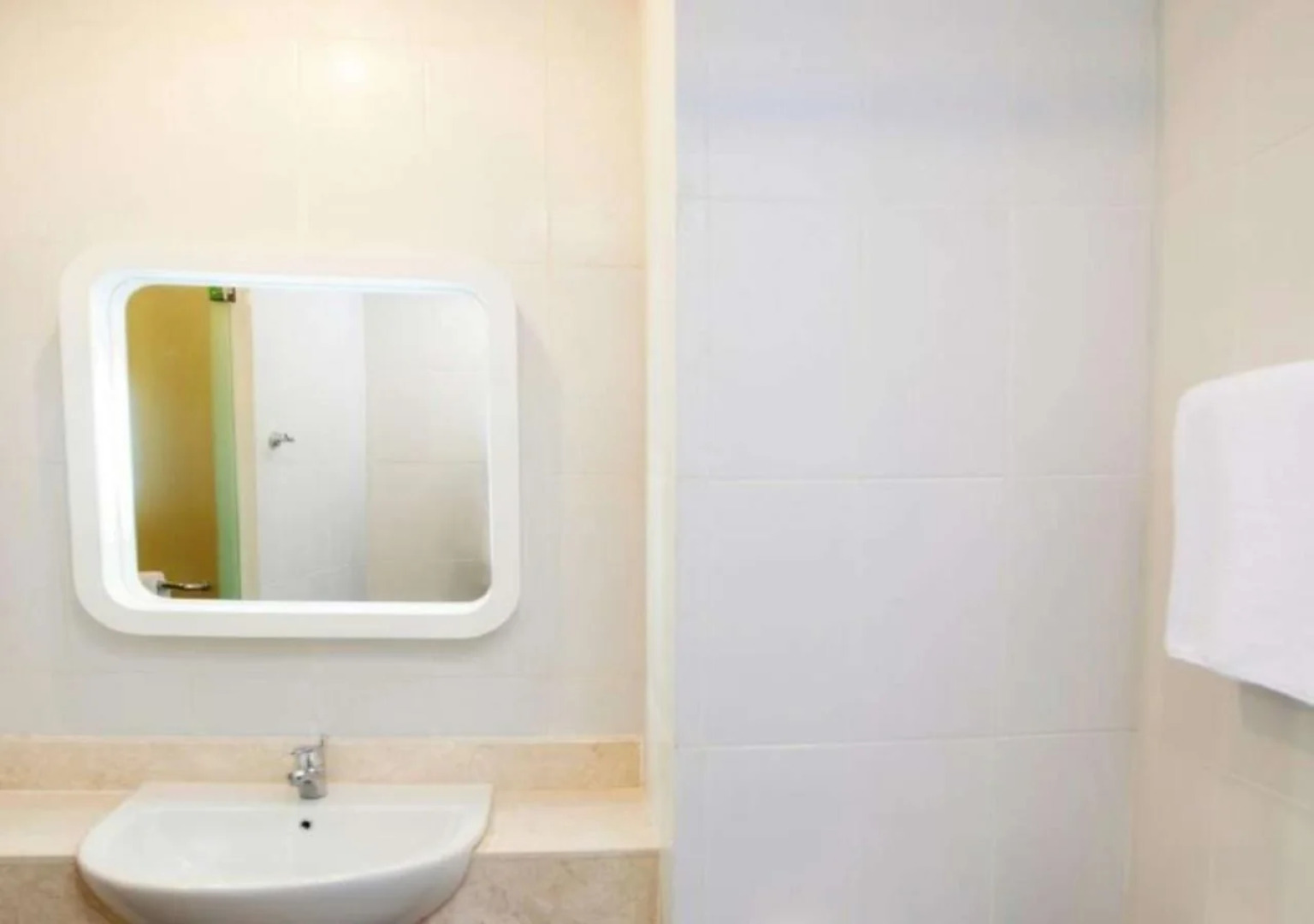 Zest Harbour Bay Batam by Swiss-Belhotel International