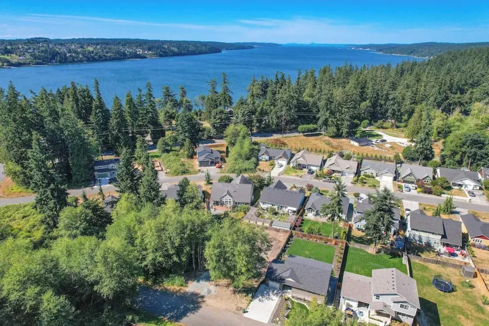 Twin Oaks Retreat by Avantstay Mins to Freeland