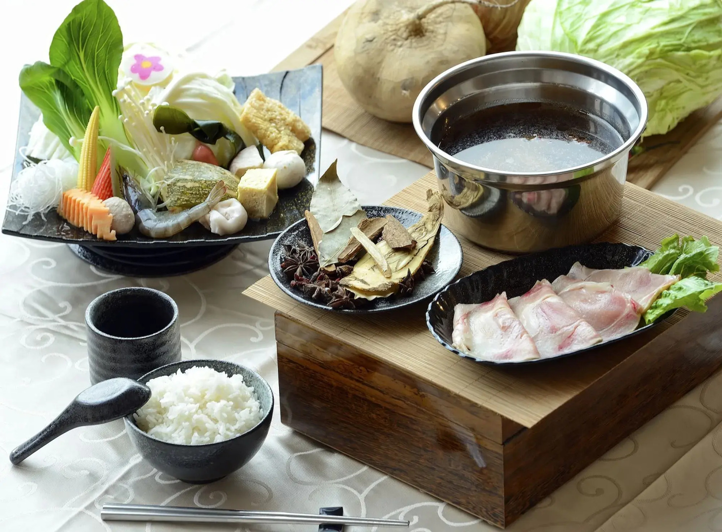 Jinsa Lakeside View Resort