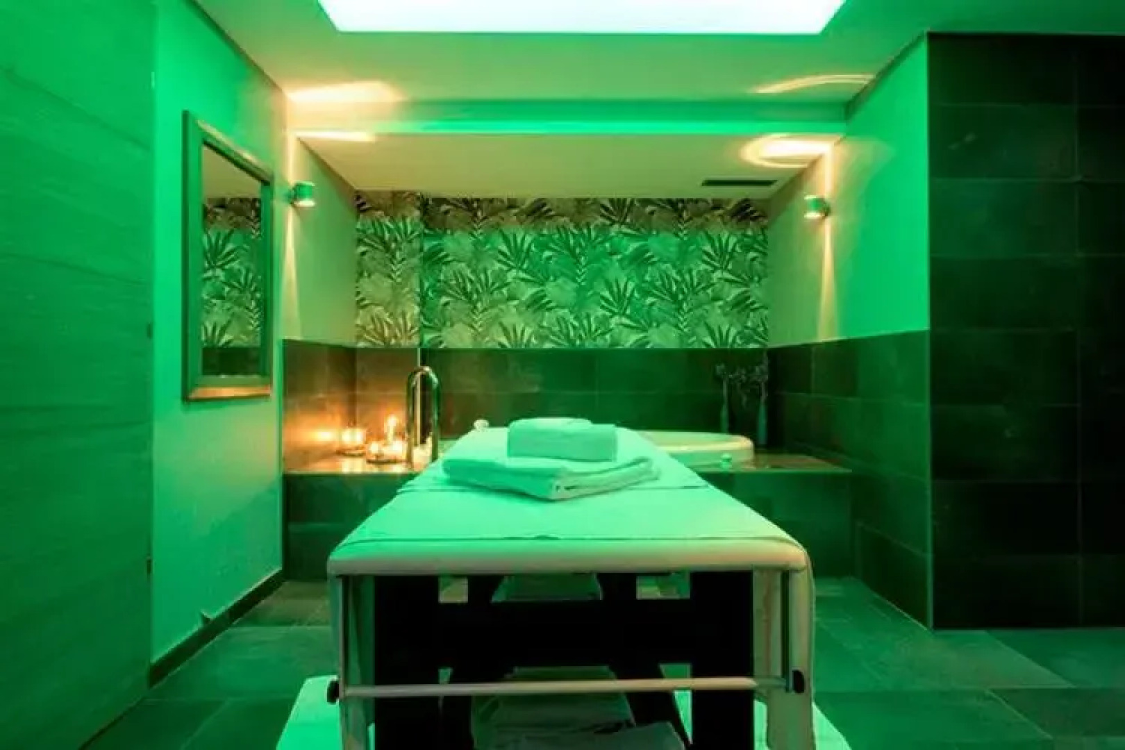 Apartment For 4 Persons At Luxhotel