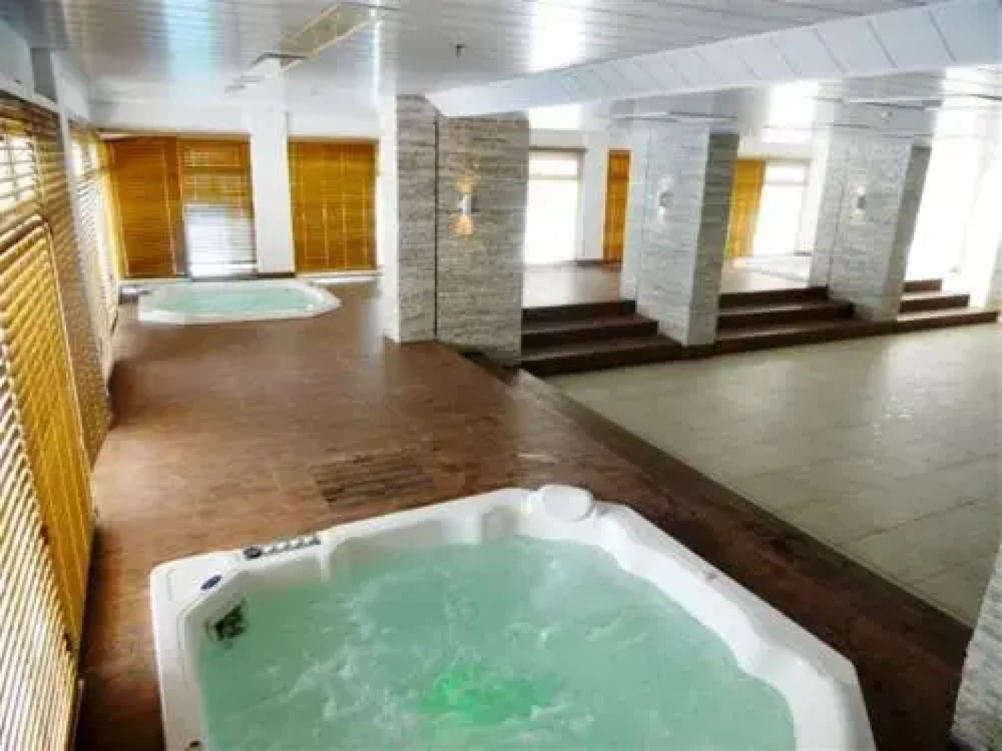 Apto cond Bora Bora - Barra