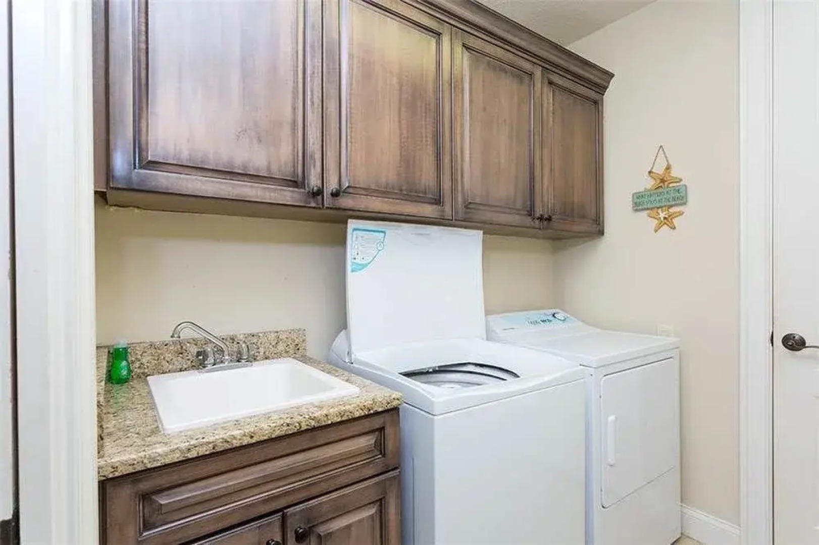 Blue Heron 4 Br home by RedAwning