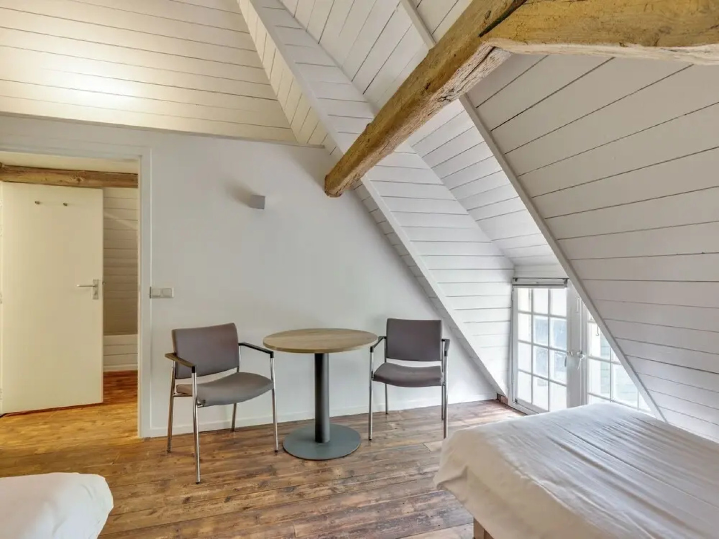 Attractively Renovated Farmhouse From Around 1700