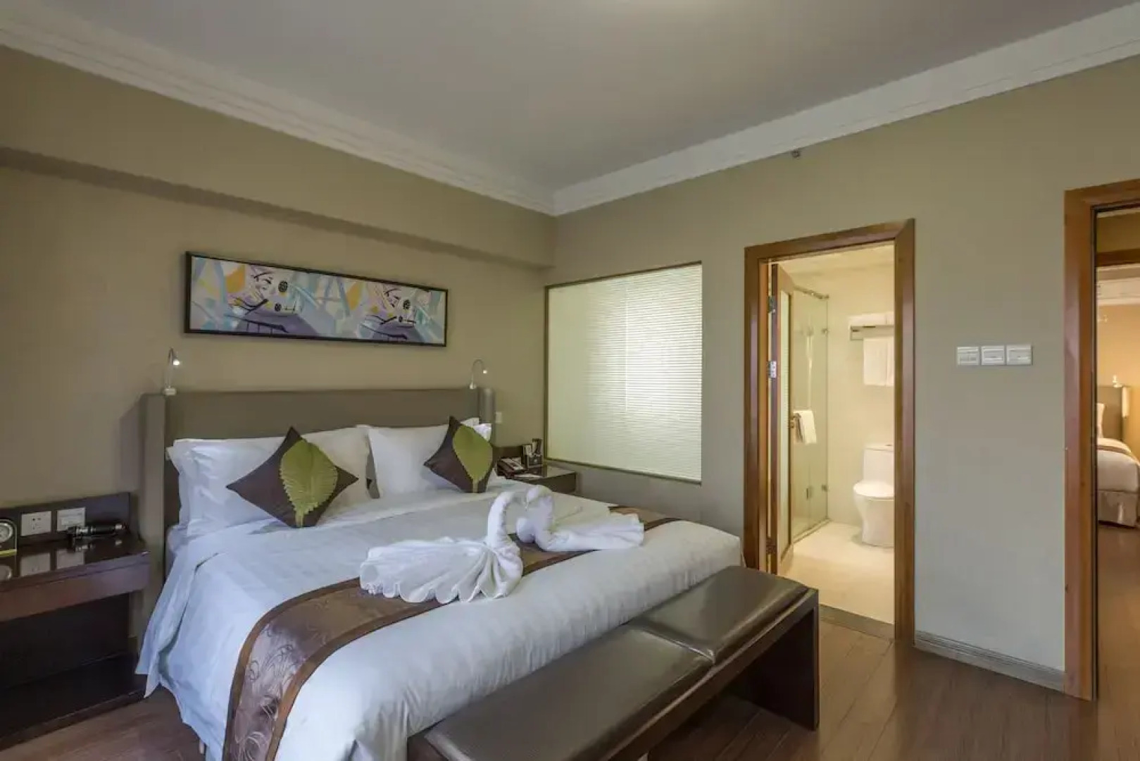 Qinhuangdao Peninsula Seasons Hotel And Apartment