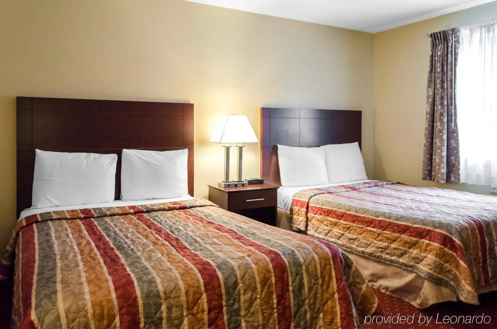 Rodeway Inn & Suites Hershey Chocolate Avenue