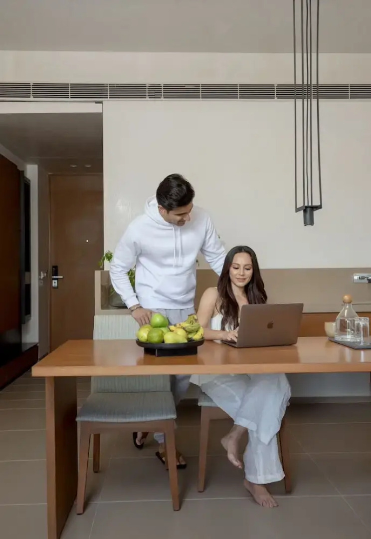 Life At Repose: Lake Villas Resort & Club