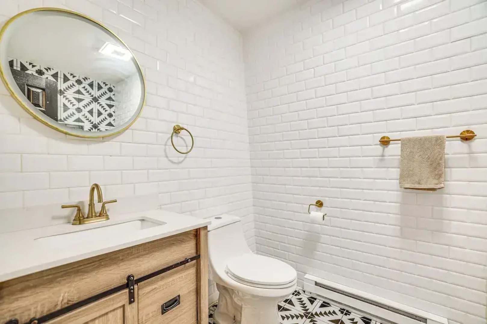 Wooded Tobyhanna Home w/ Fire Pit & Lake Access!