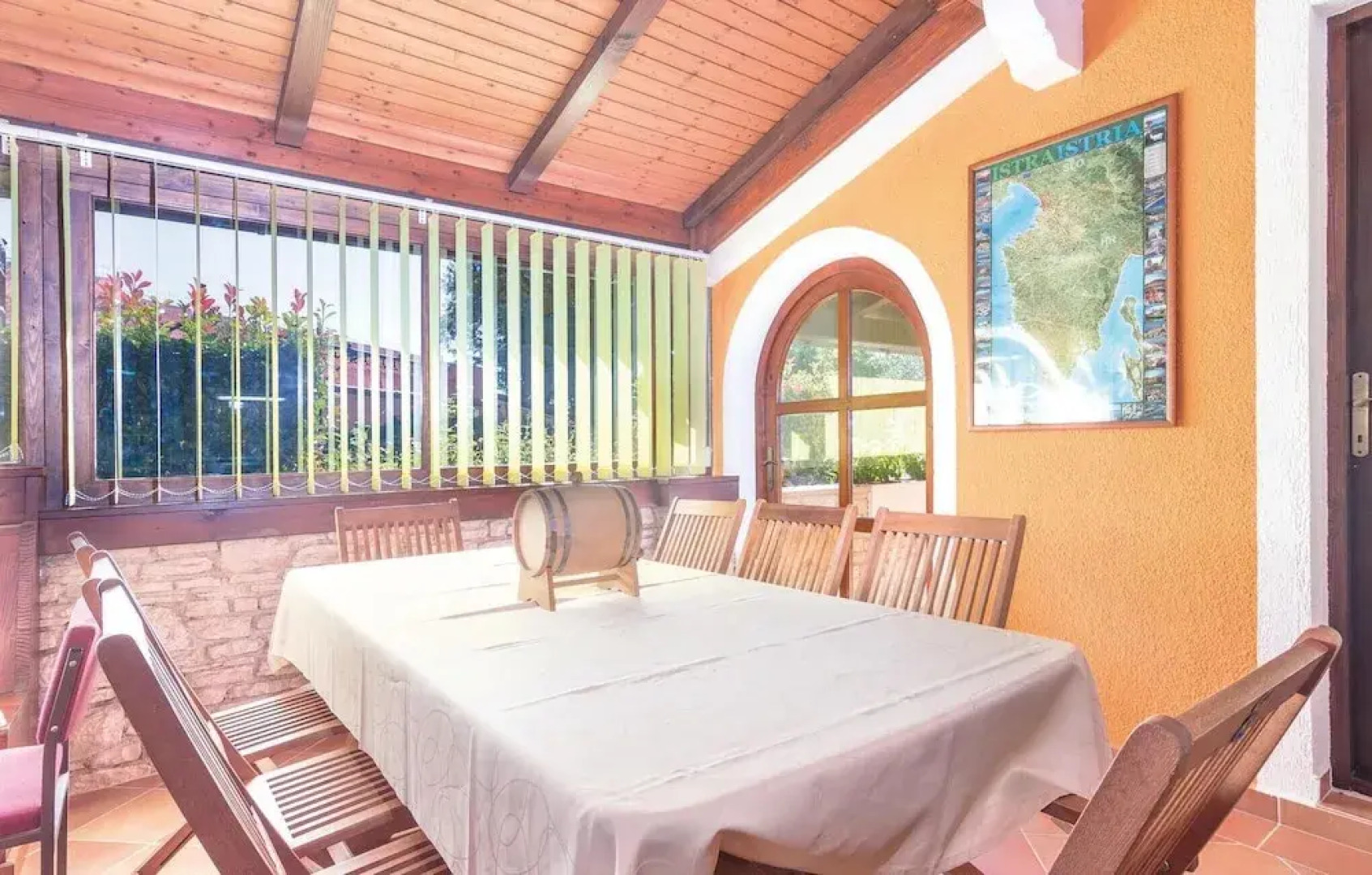 Awesome Home in Pula with WiFi, Hot Tub & Sauna