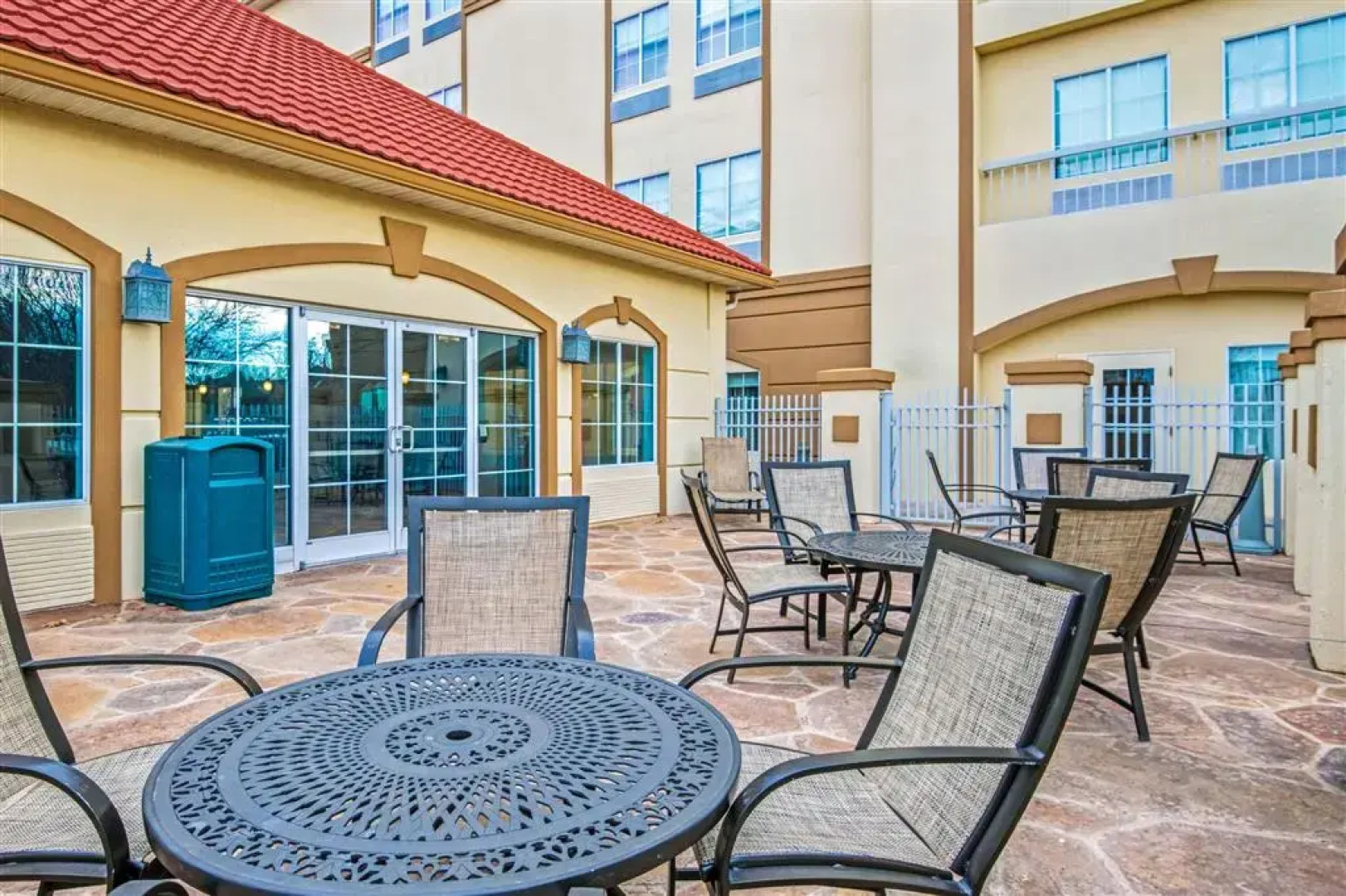 La Quinta Inn & Suites by Wyndham Oklahoma City - Moore