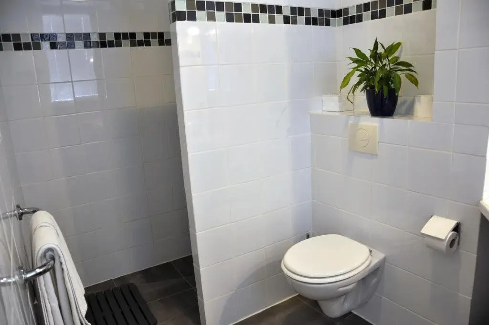 La Grussan-Hôtes Bed & Breakfast