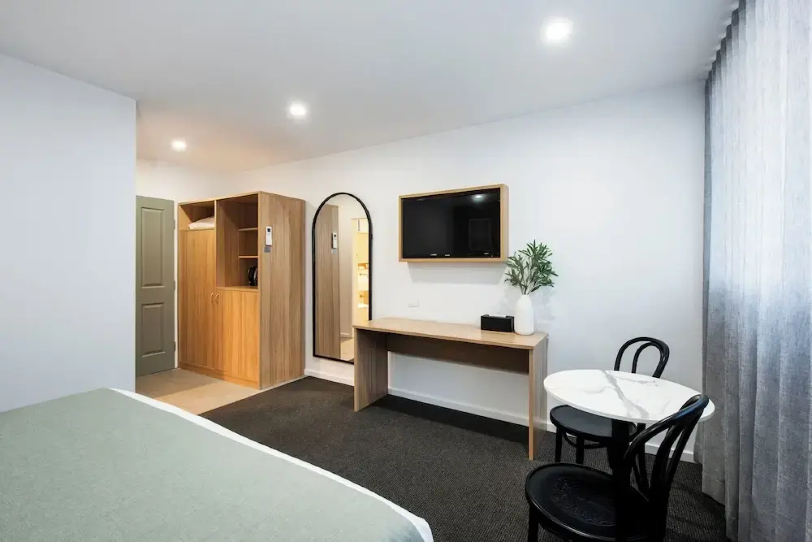 The Clairfield Hotel