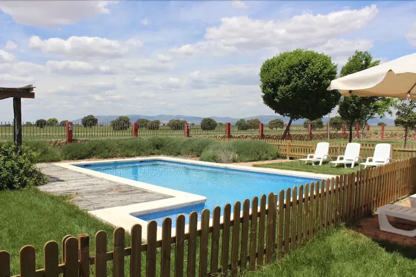 Casa Rural Los Mentideros