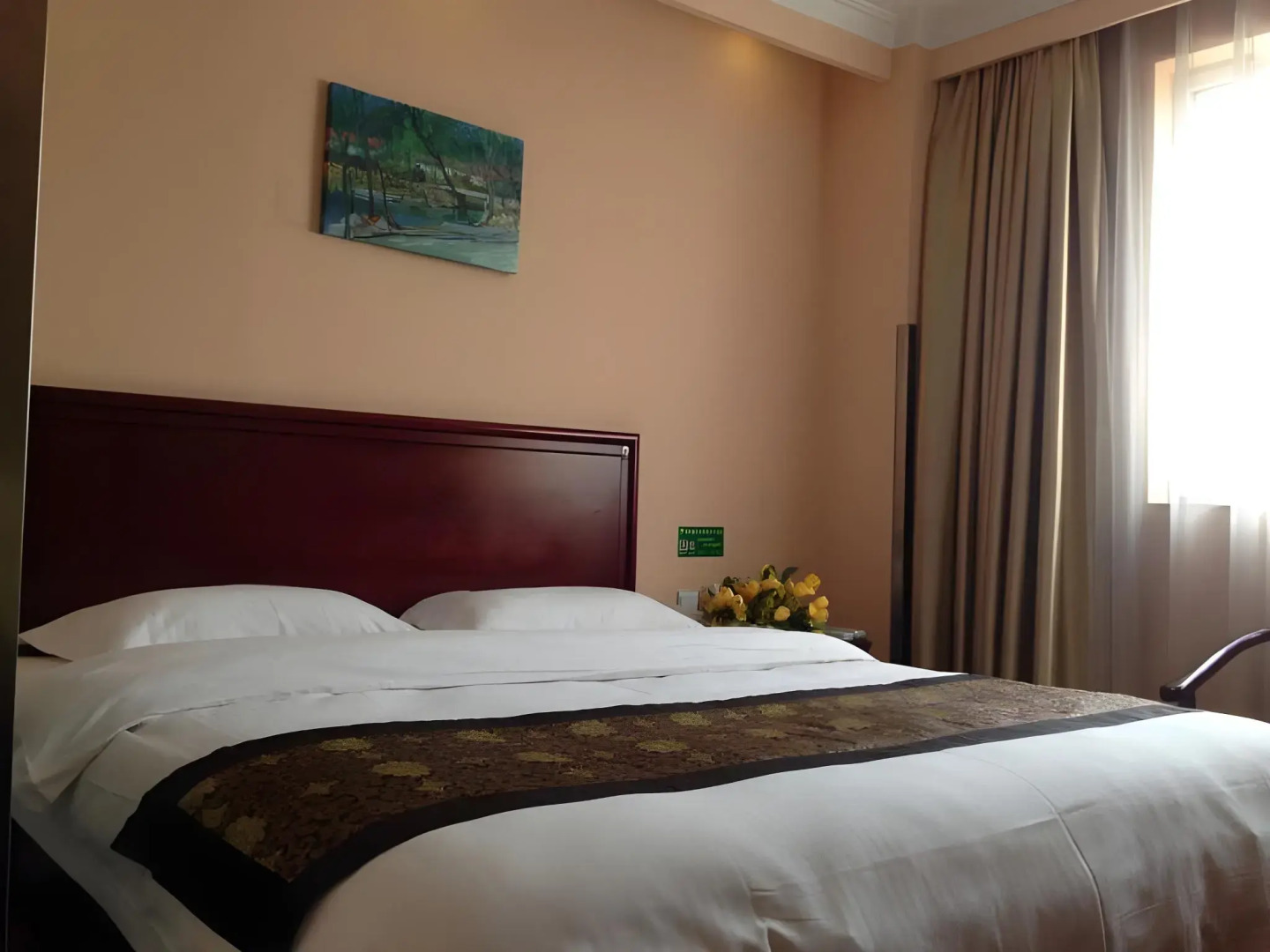 GreenTree Inn ZhenJiang Jurong New Bus Station Express Hotel