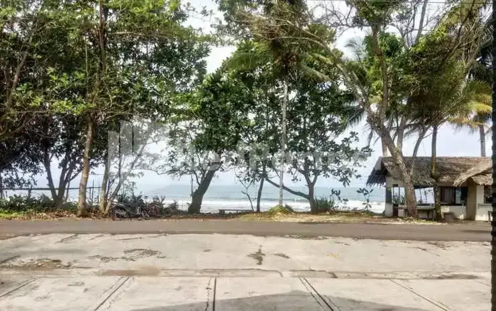 The SO Hotel Mitra RedDoorz