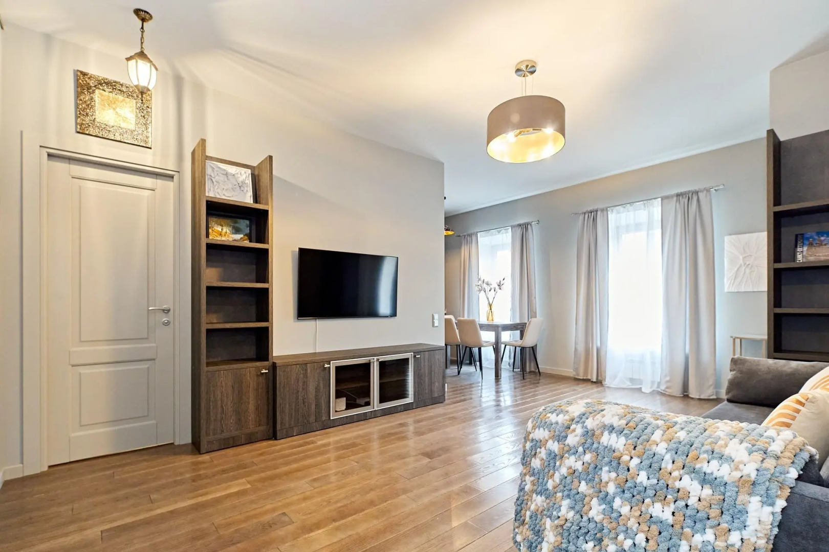 Критик Отдыхает Апартаменты на Итальянской