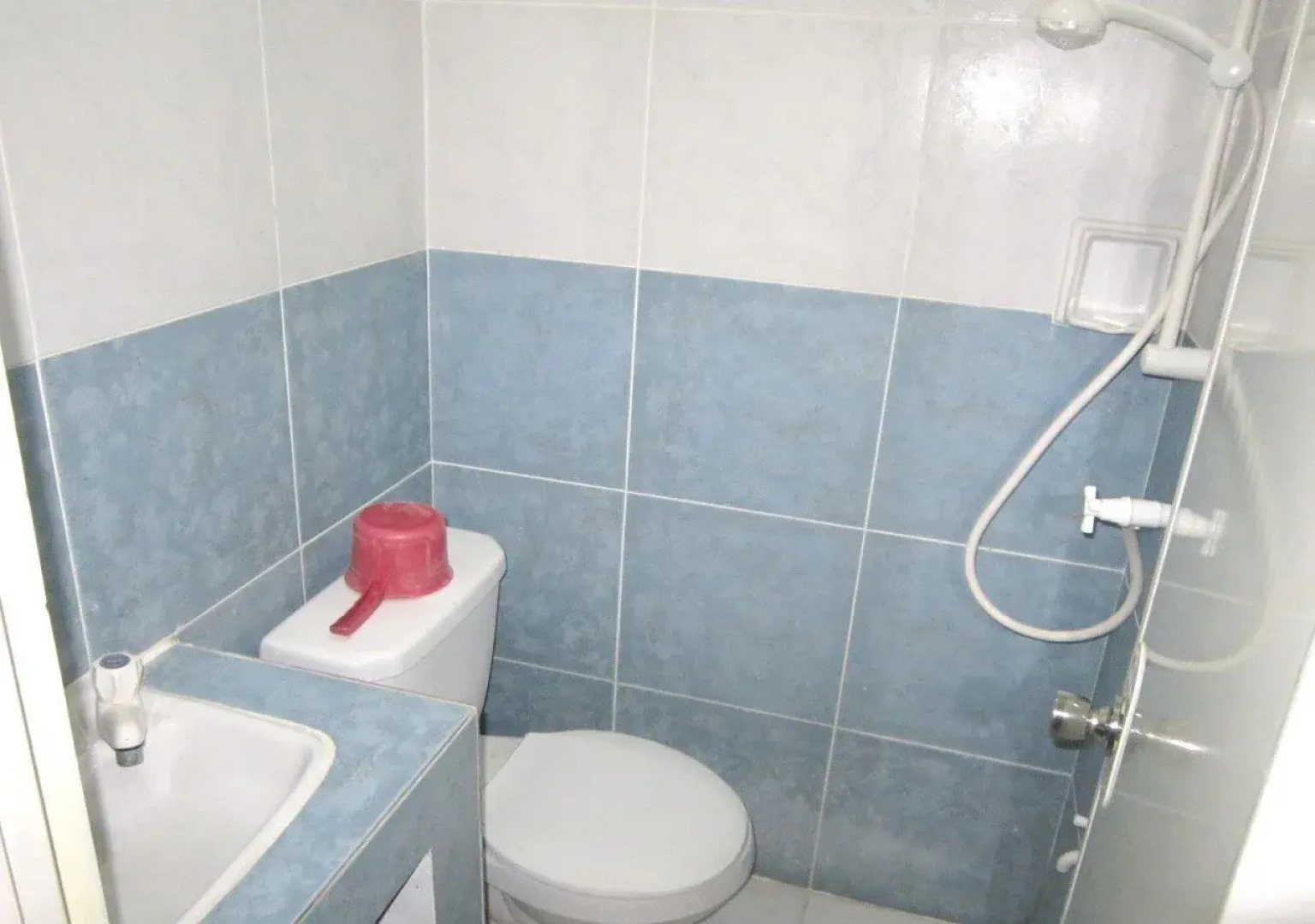 Iloilo Budget Inn - Valeria