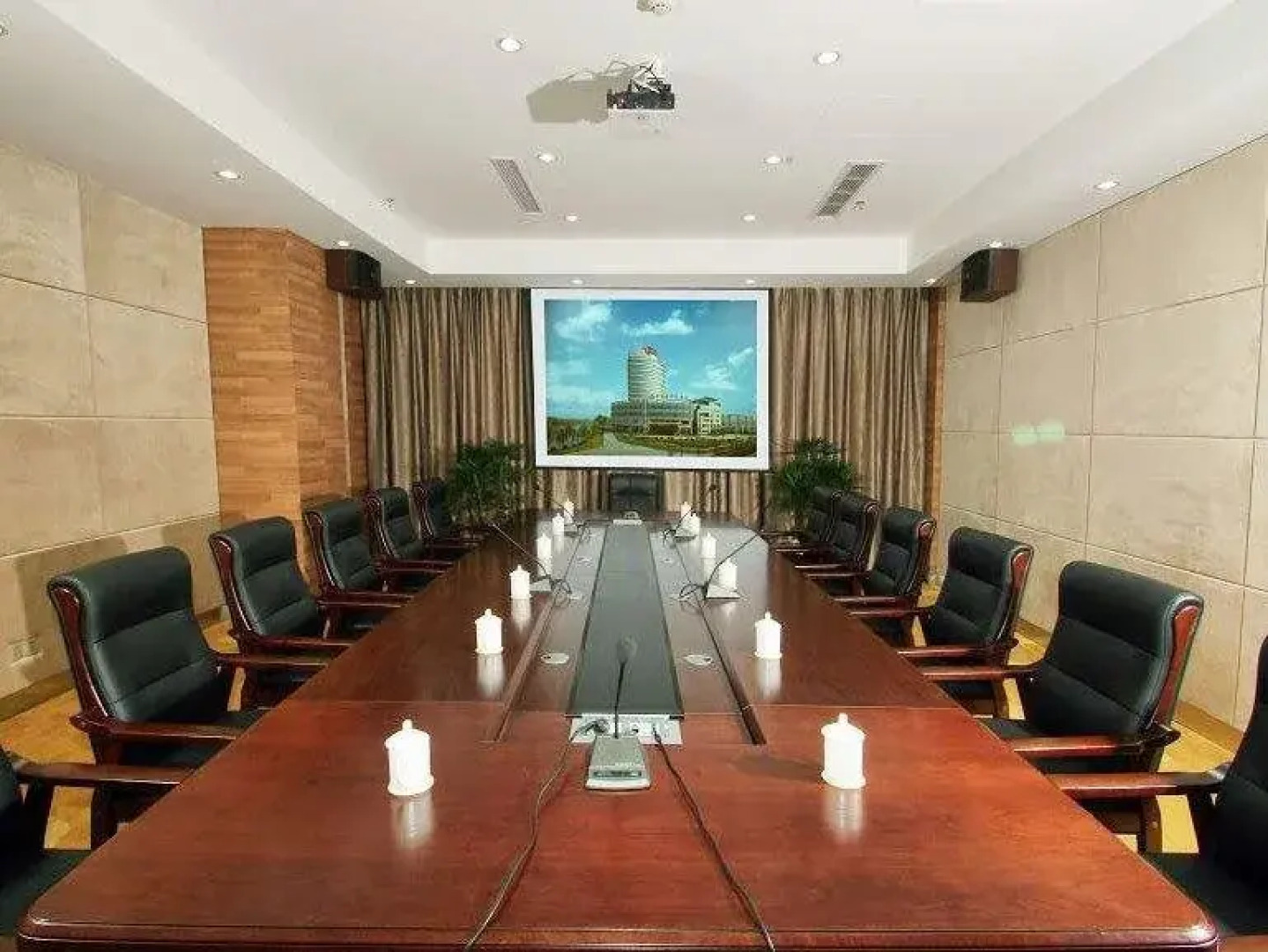 Huanghua International Hotel