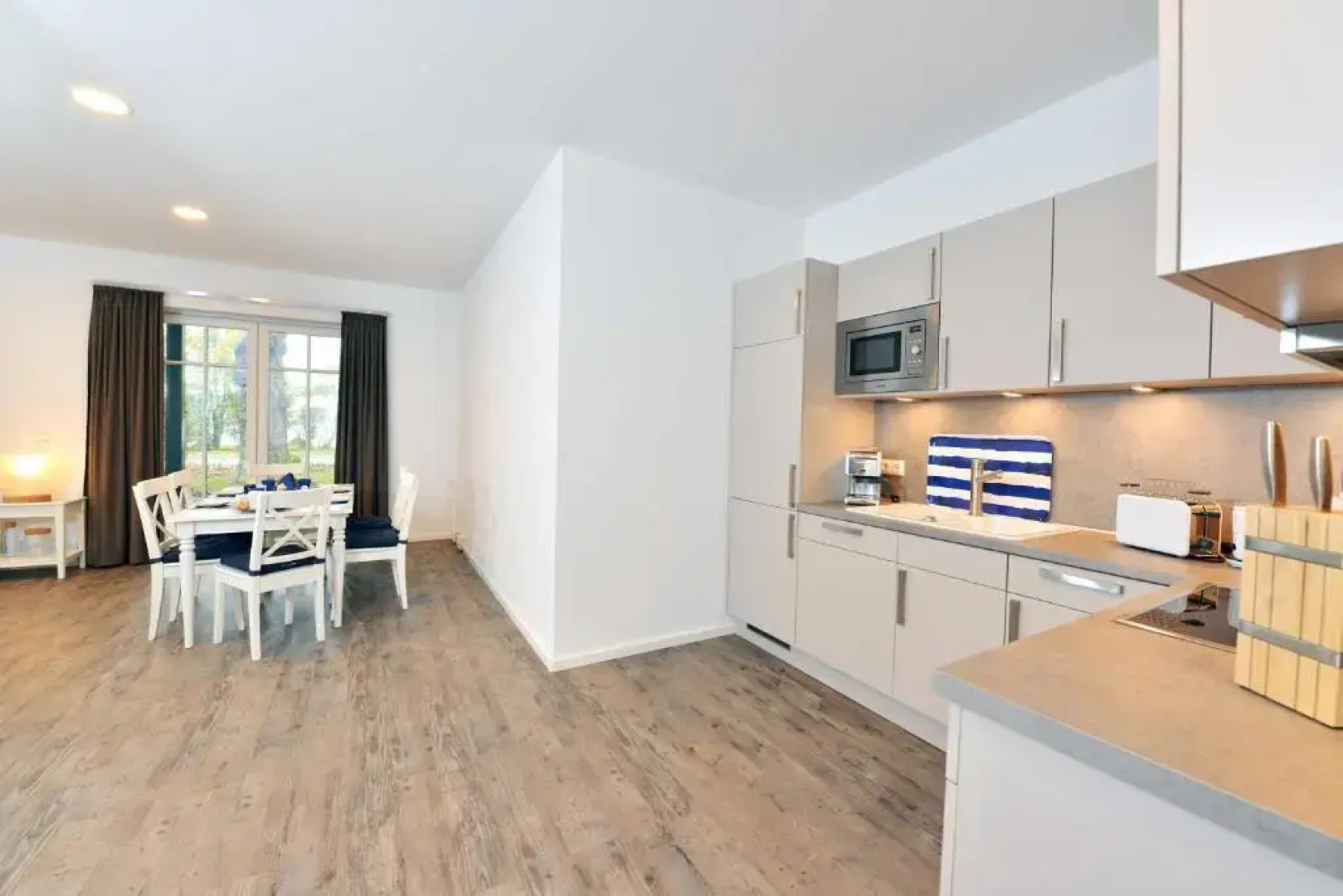 STöRTEBEKER APPARTEMENTS - "BLAUES HAUS"