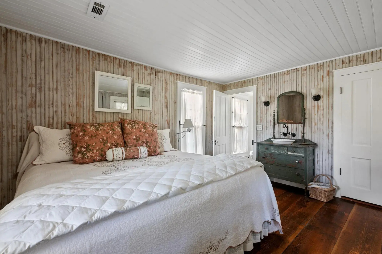 Annies River Cottage