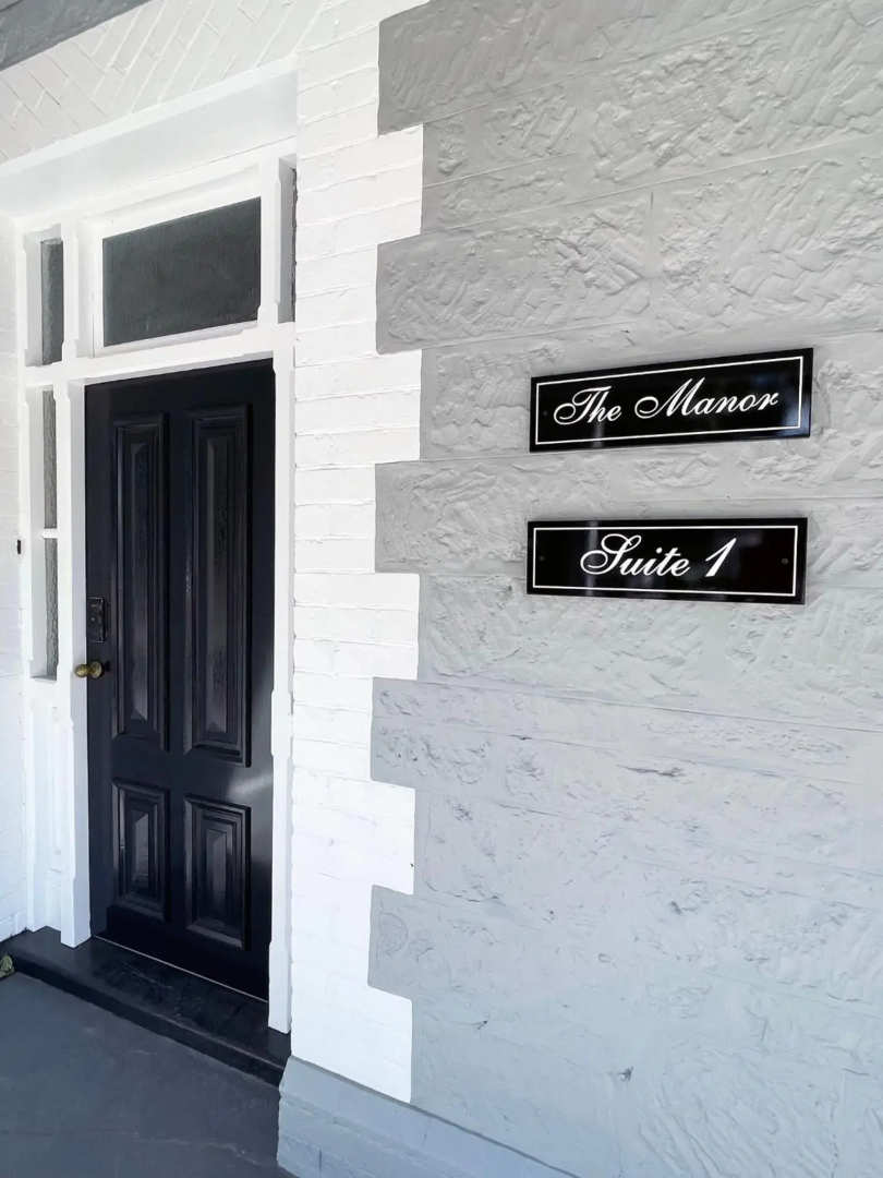 The Manor Apartments