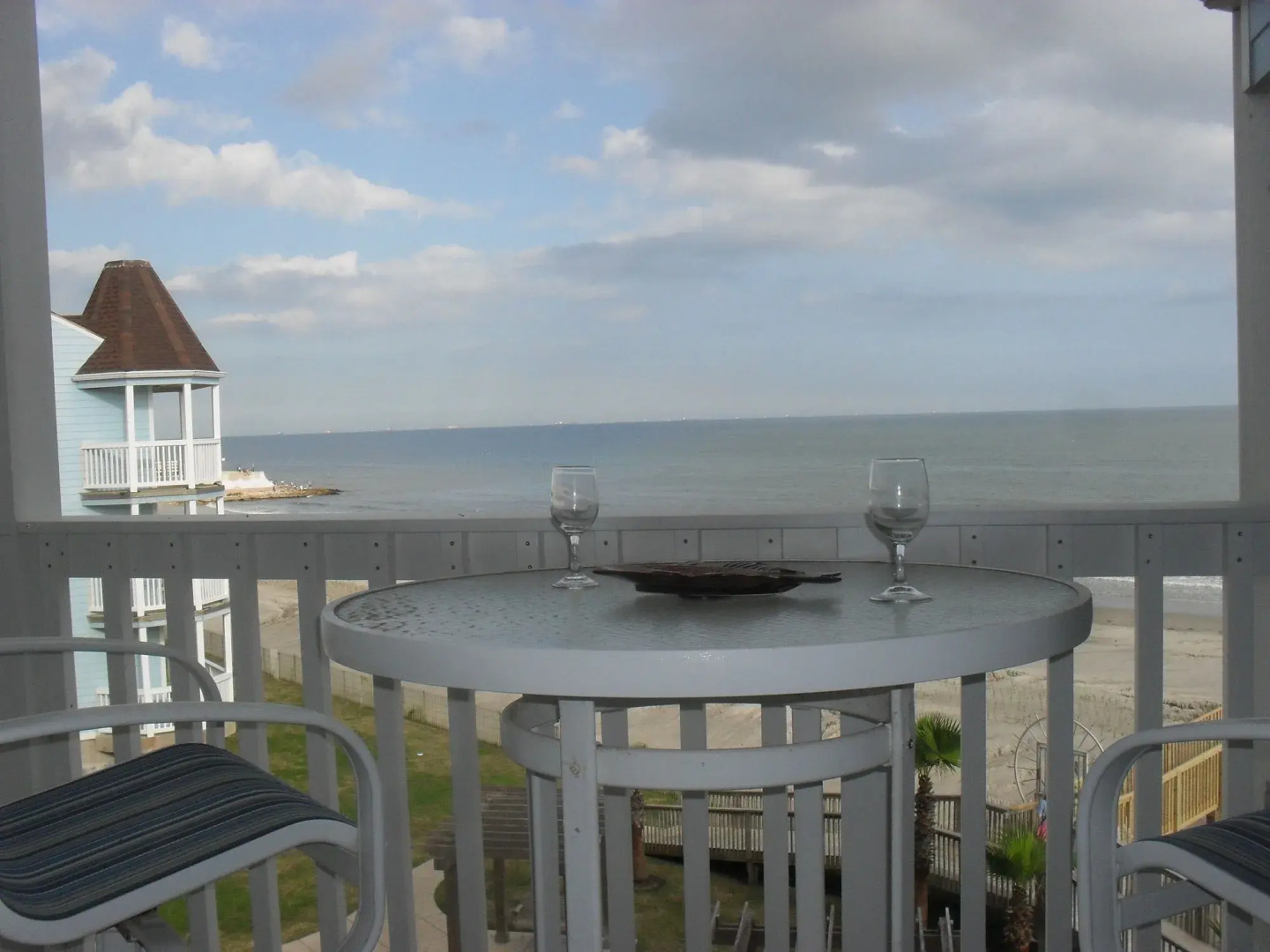 Seascape Deluxe Beach Condos by A B Sea Rentals