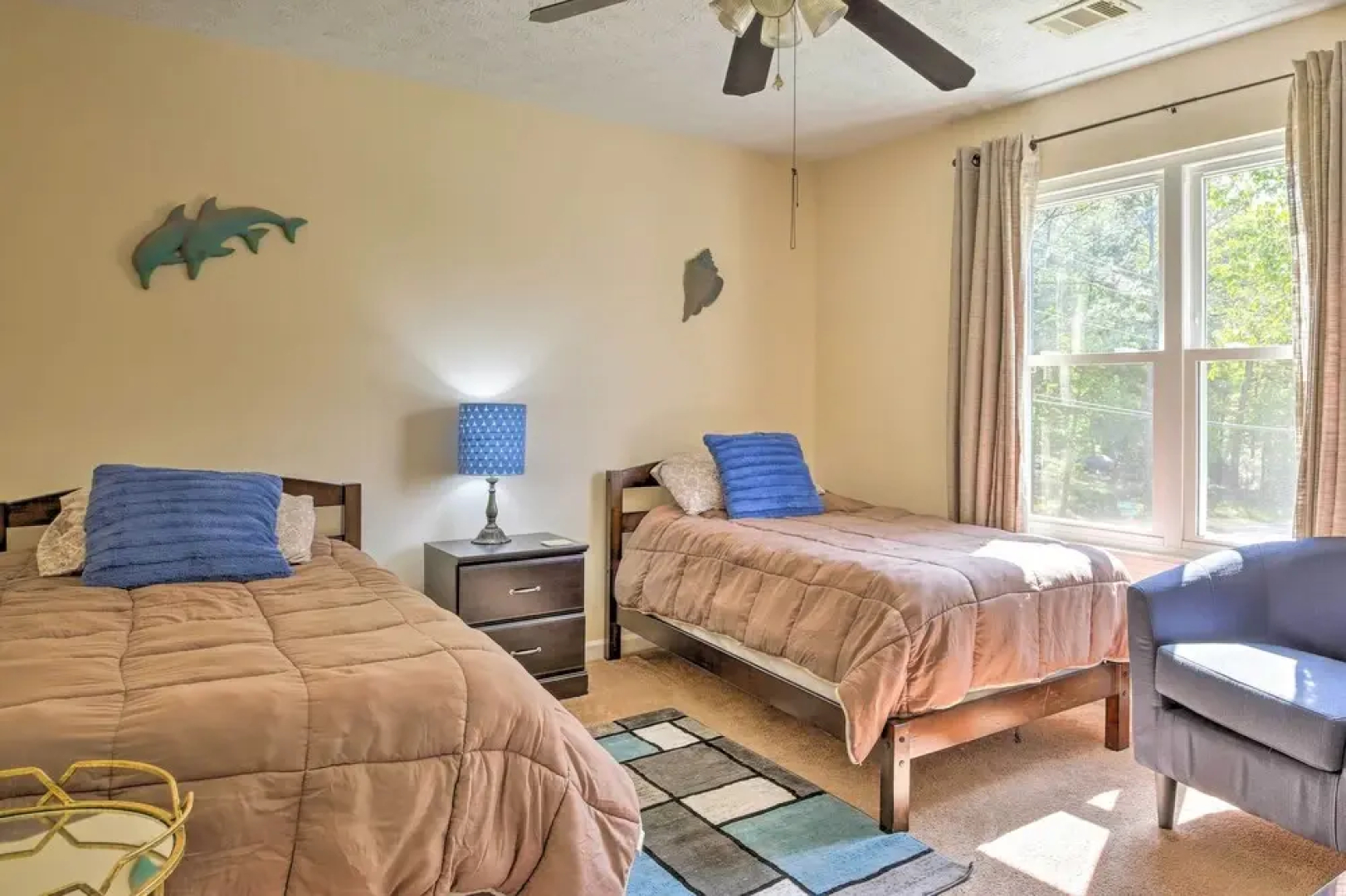 Pet-friendly Home w/ Yard ~ 15 Mi to Atlanta!