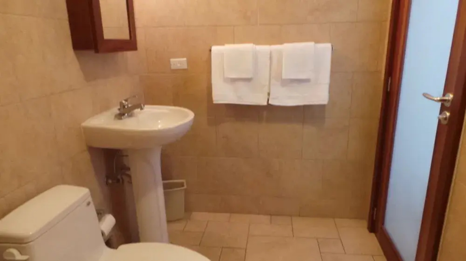 Ocean's Luxury 2 Bedroom Suites