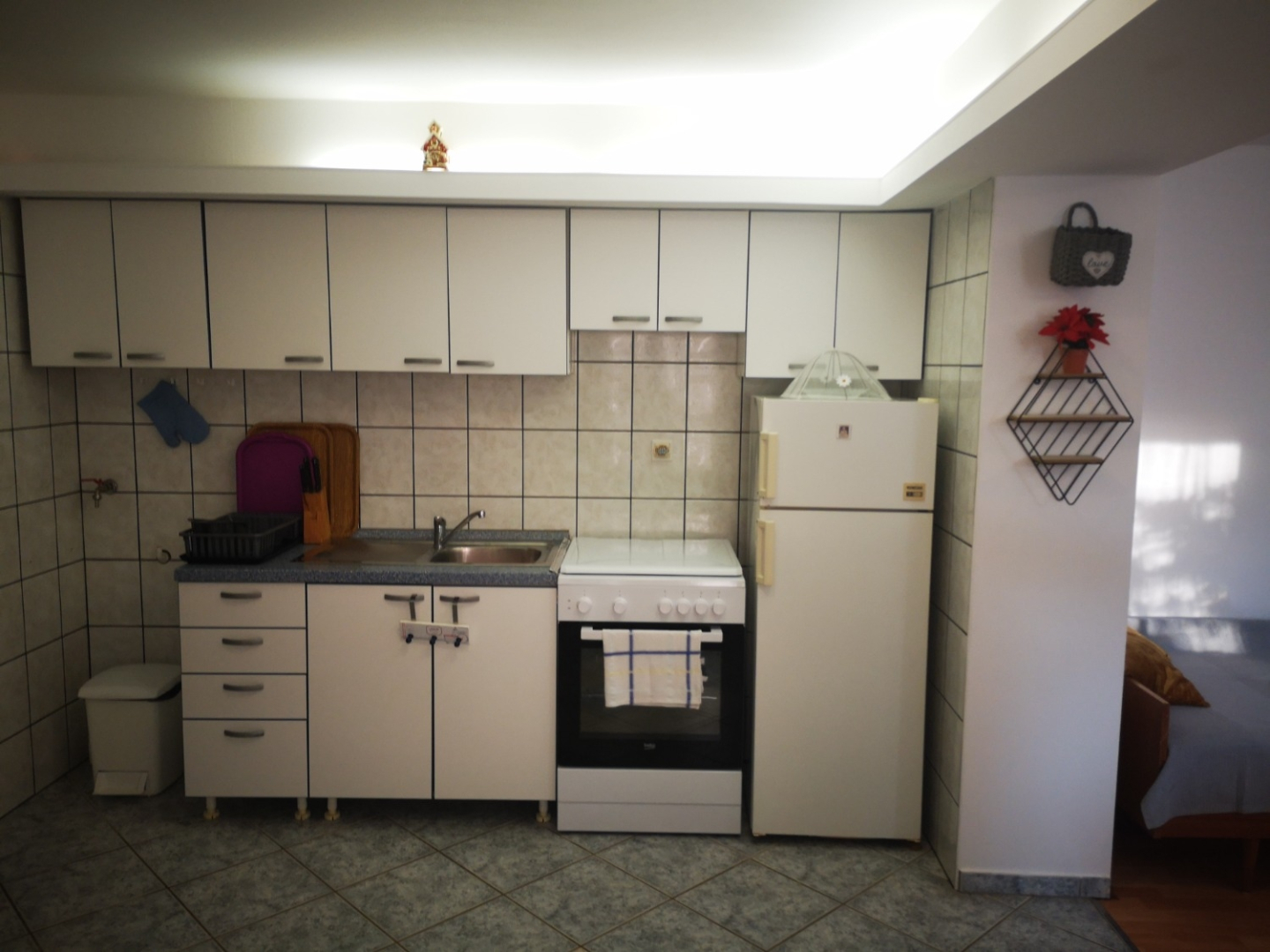 Apartment Maria - 100 m from sea: A1 Pirovac, Riviera Sibenik