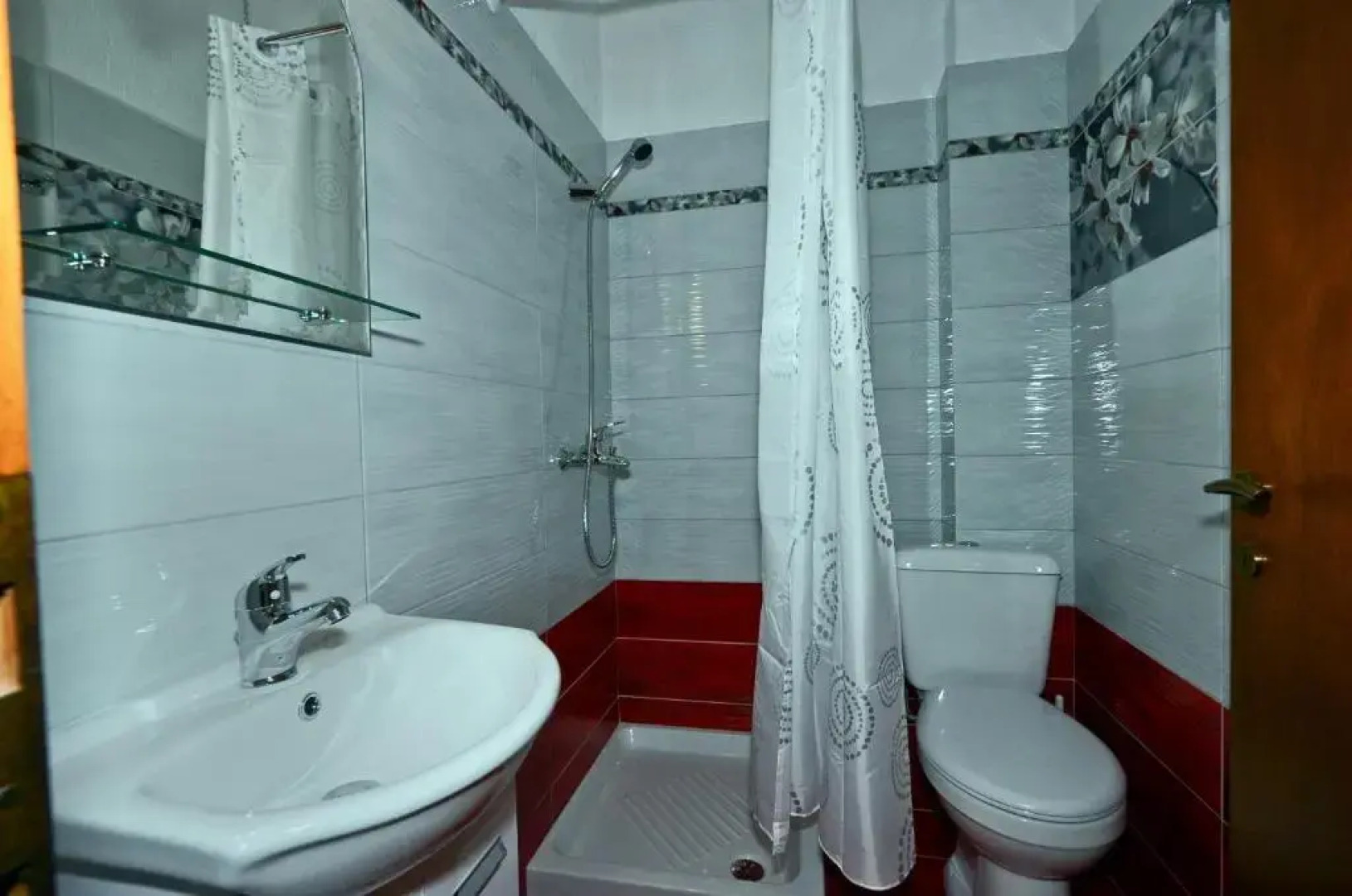 Oasis Deluxe Apartments