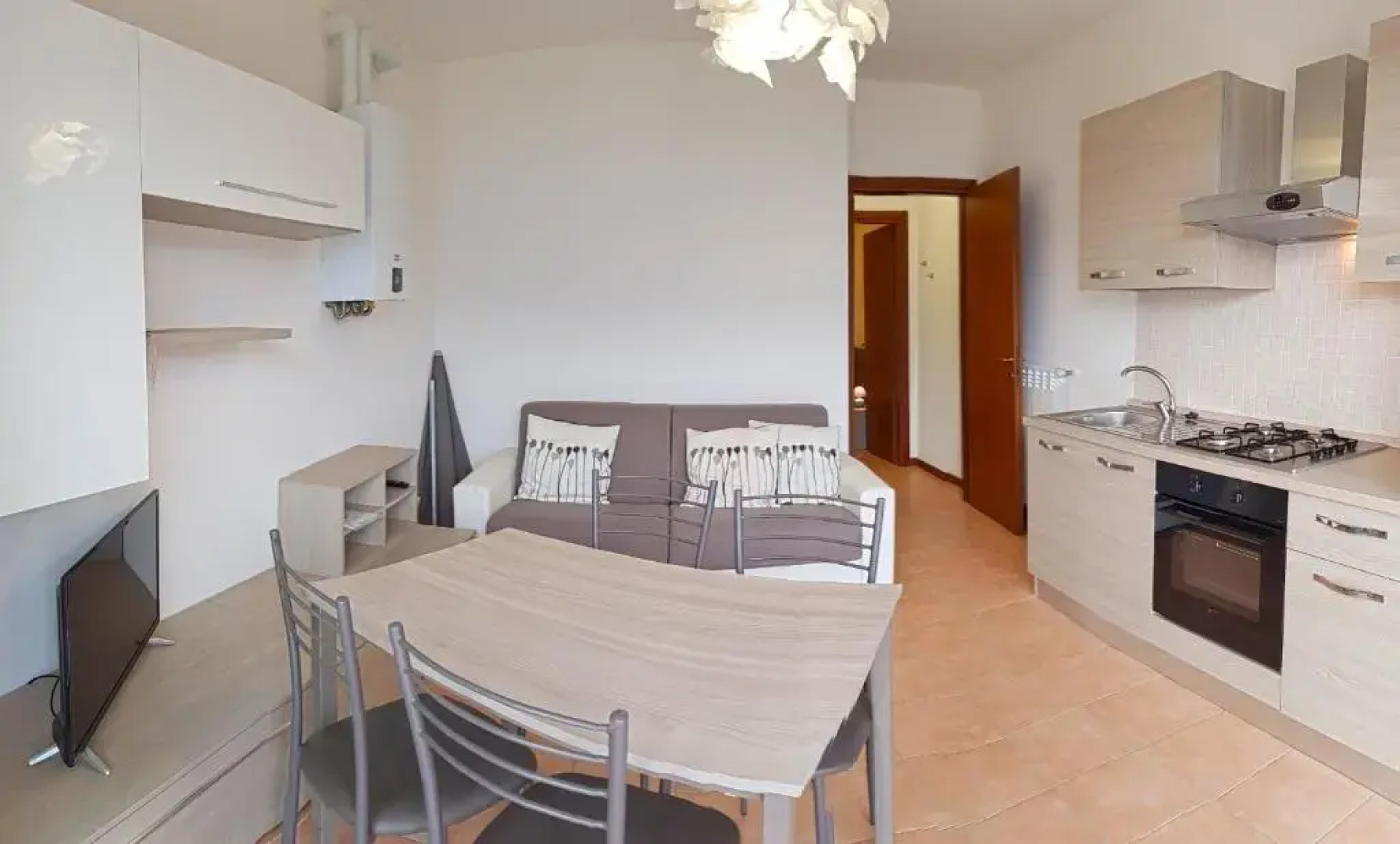 La Quiete 19 Lake view apartment by Gradadomusmea