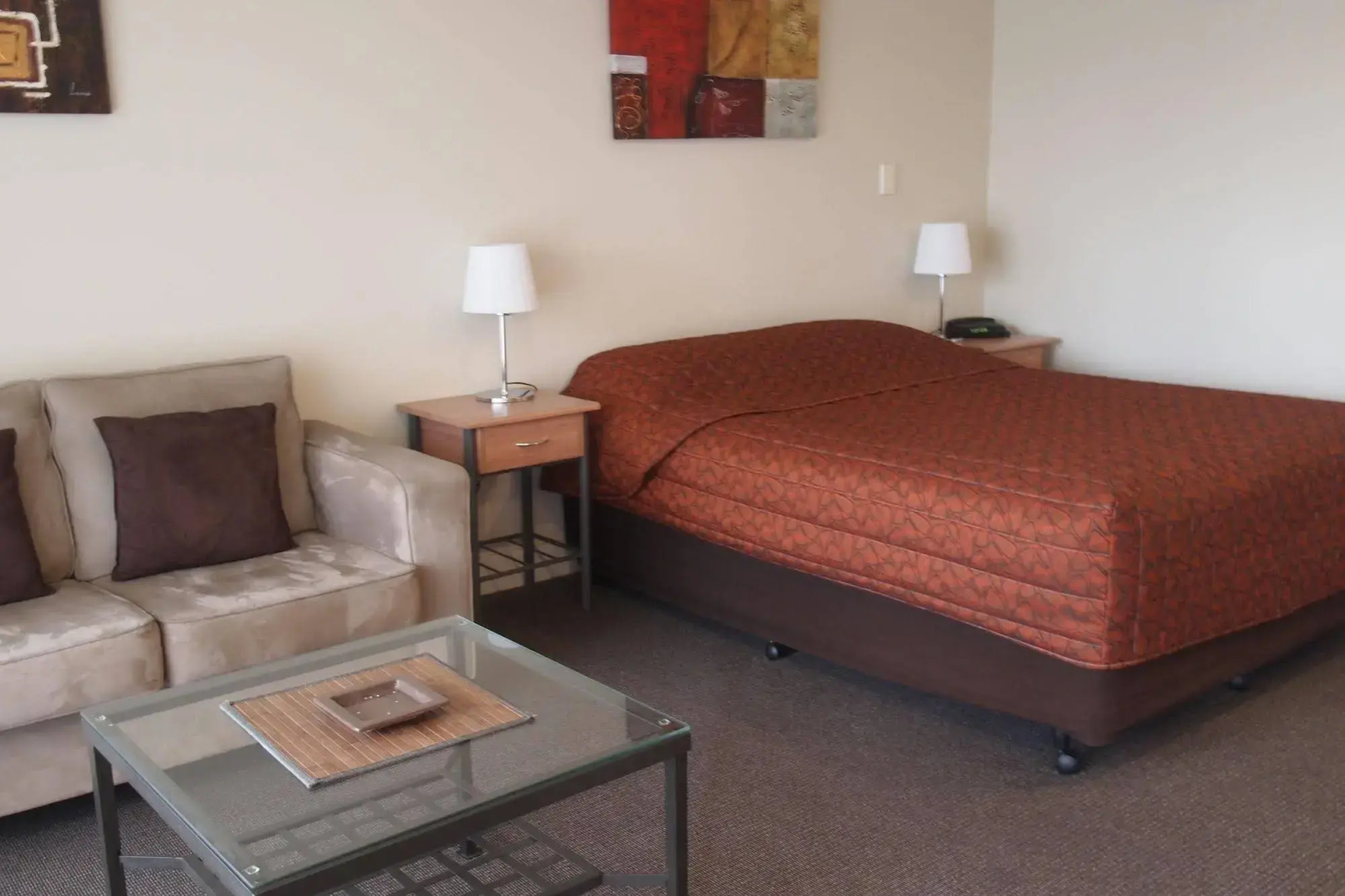 Alexander Cameron Suites