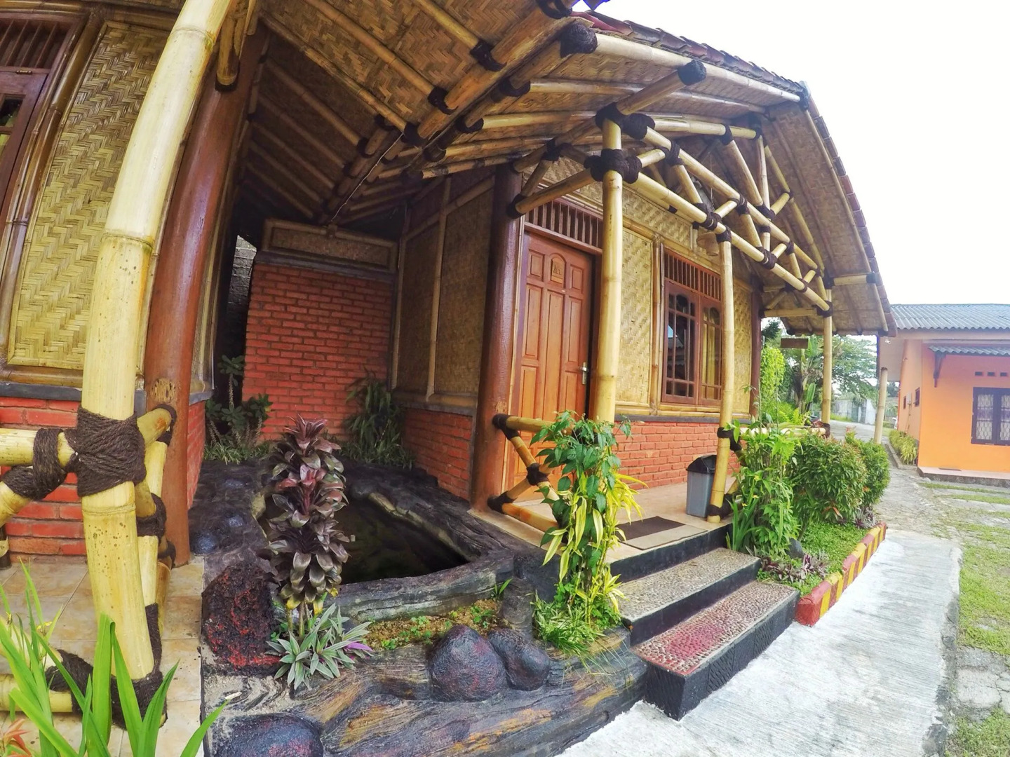 Grand Pesona Ksatria by Issota