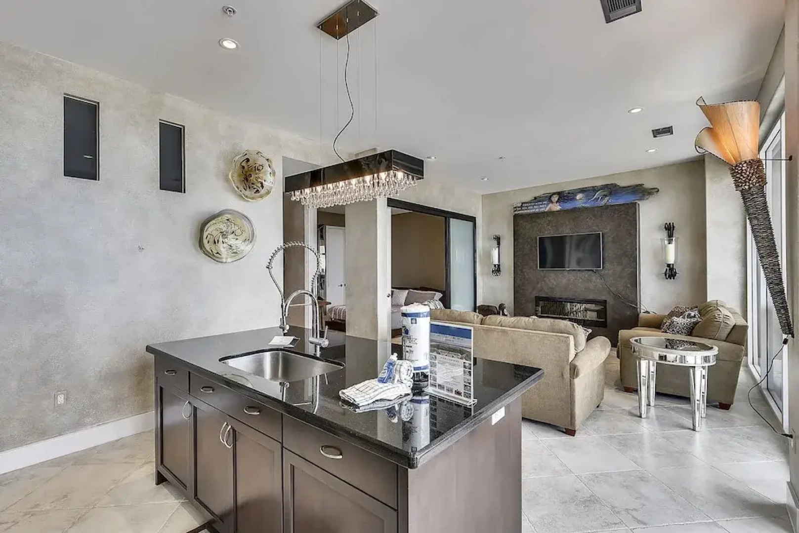 Diamond Beach 708 - Kohinoor