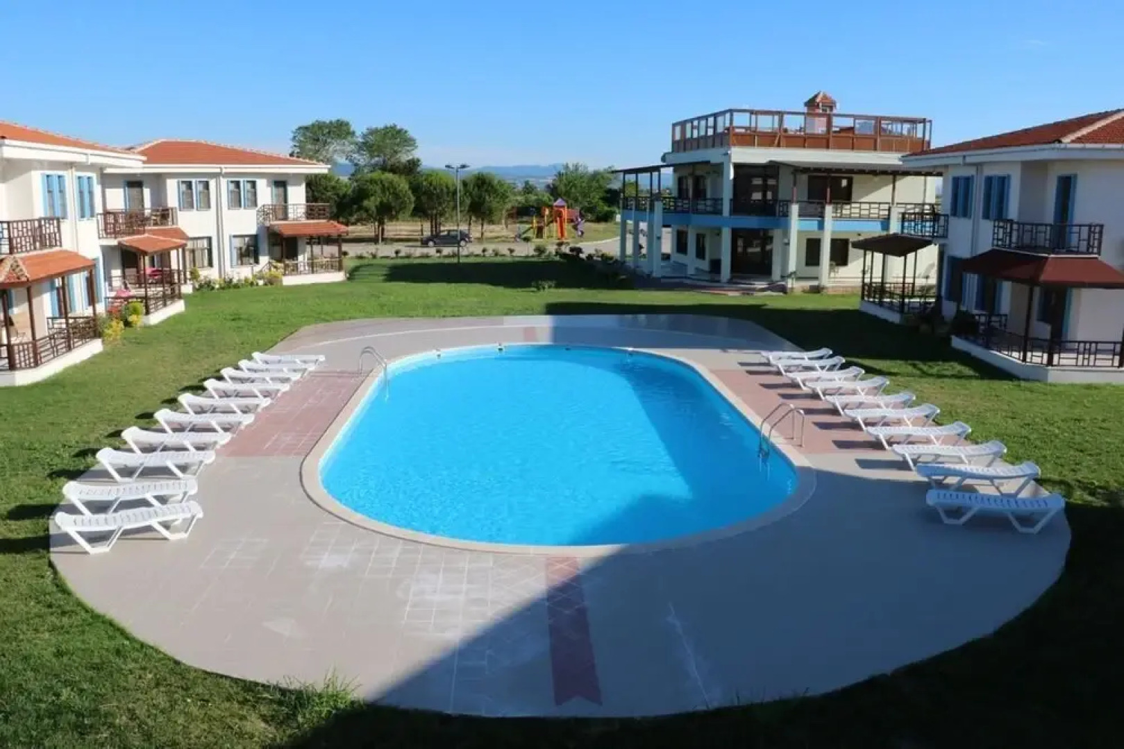Kalanora Otel