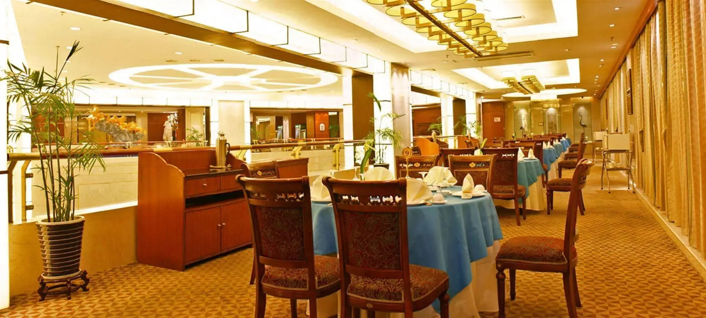 Yiwu Yi He Hotel