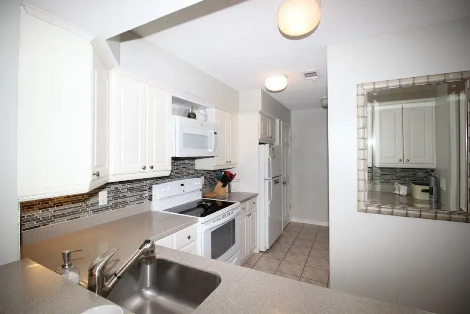 31 Springwood Villa 2 Br villa by RedAwning