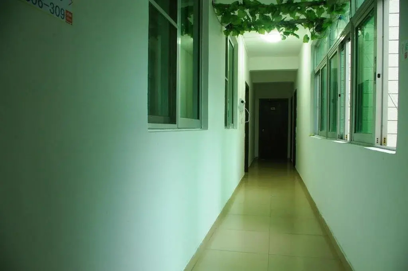 Danxia International Youth Hostel