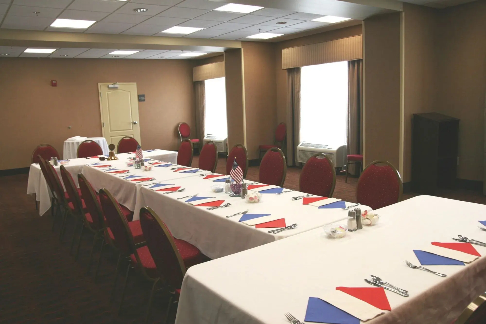 Hampton Inn Junction City
