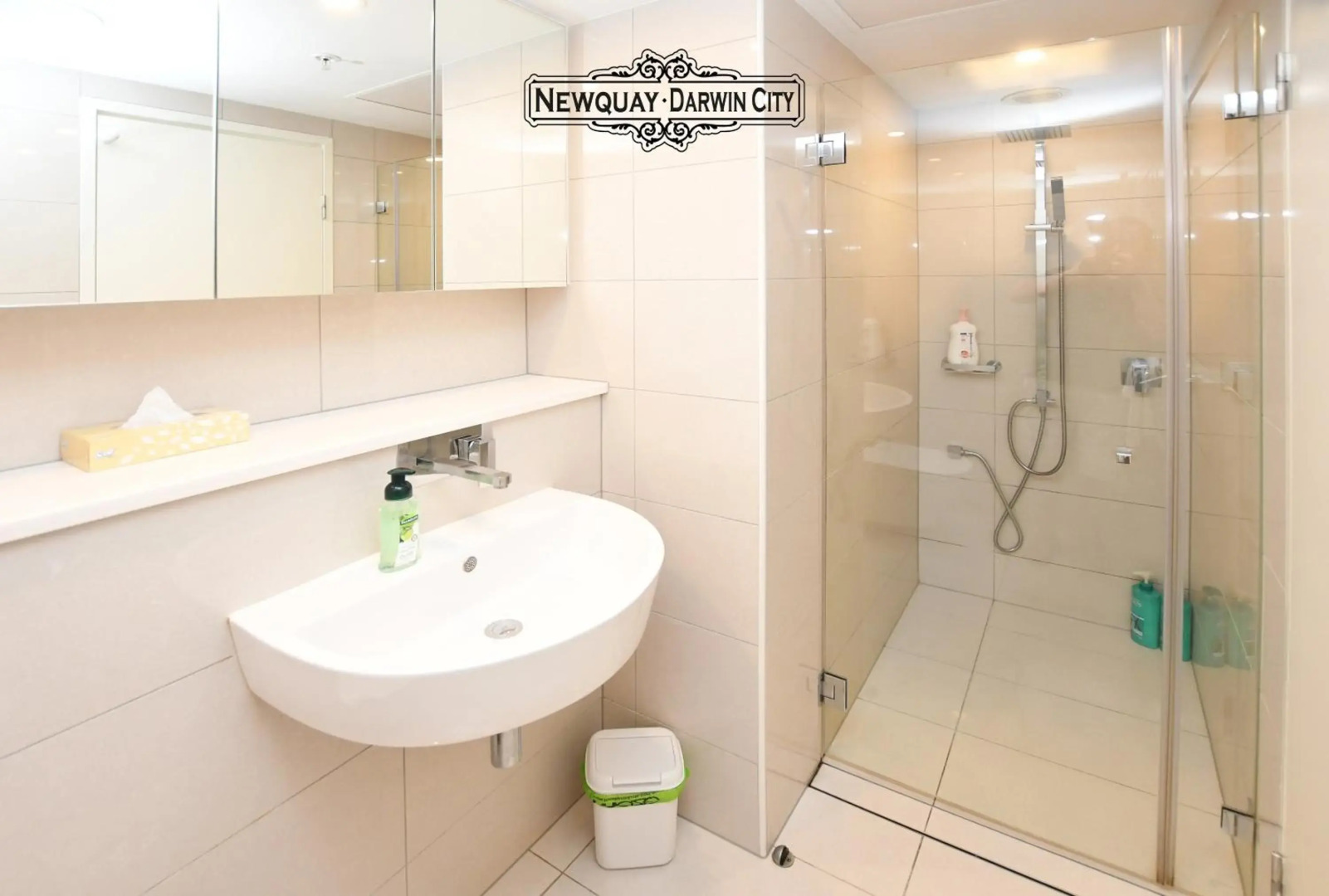 "NEWQUAY" Ideal Location & Views at PenthousePads