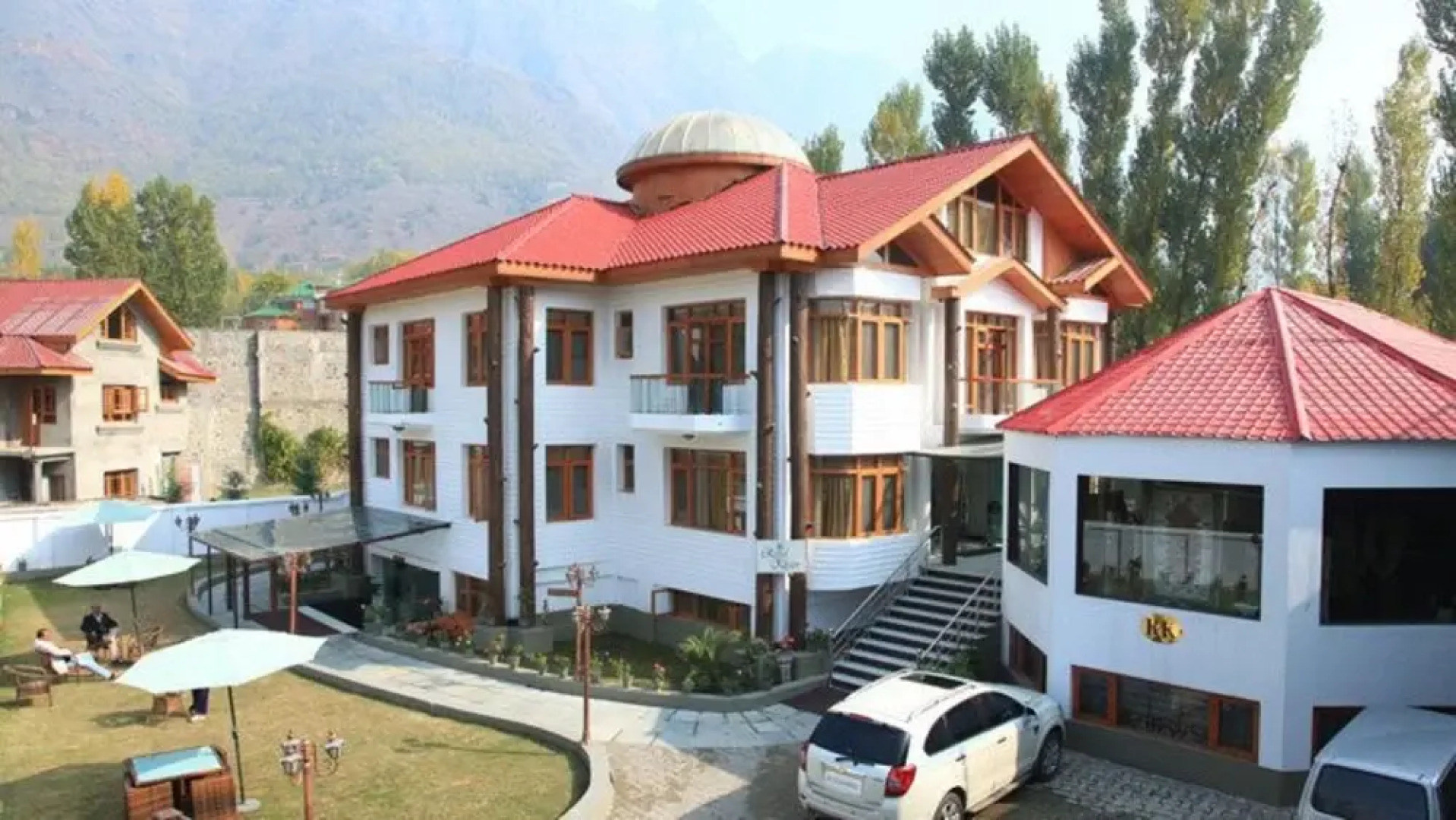 Royal Khazir Boutique