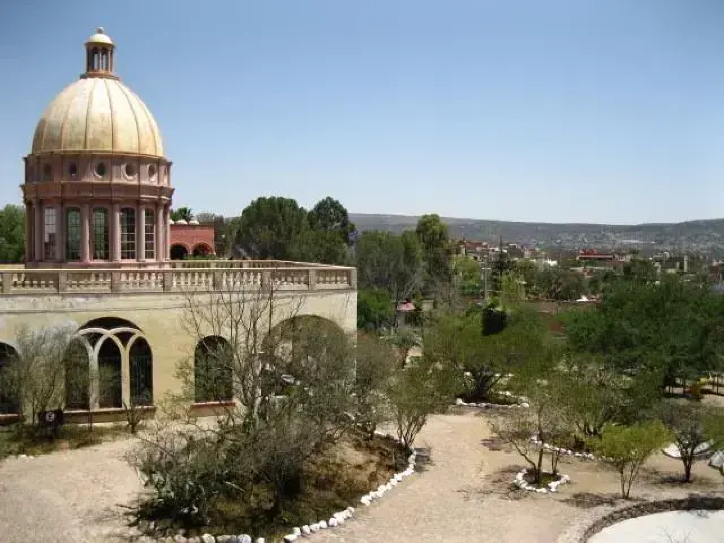 Casa De Los Encantos