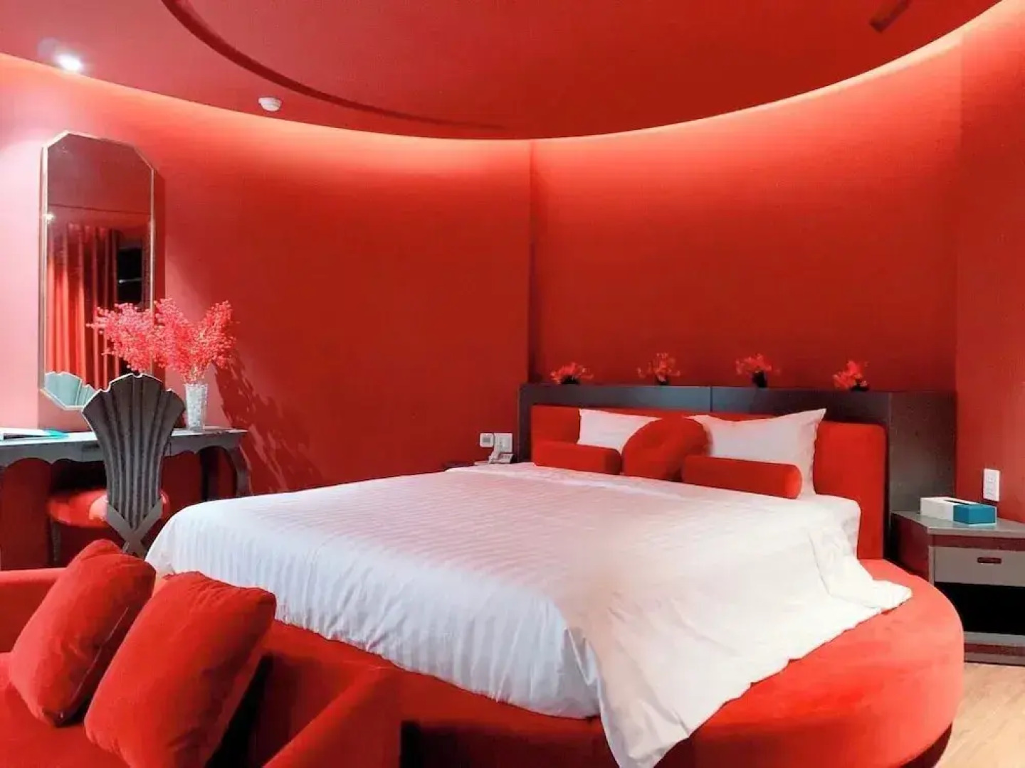 Saocharm Sài Gòn Hotel