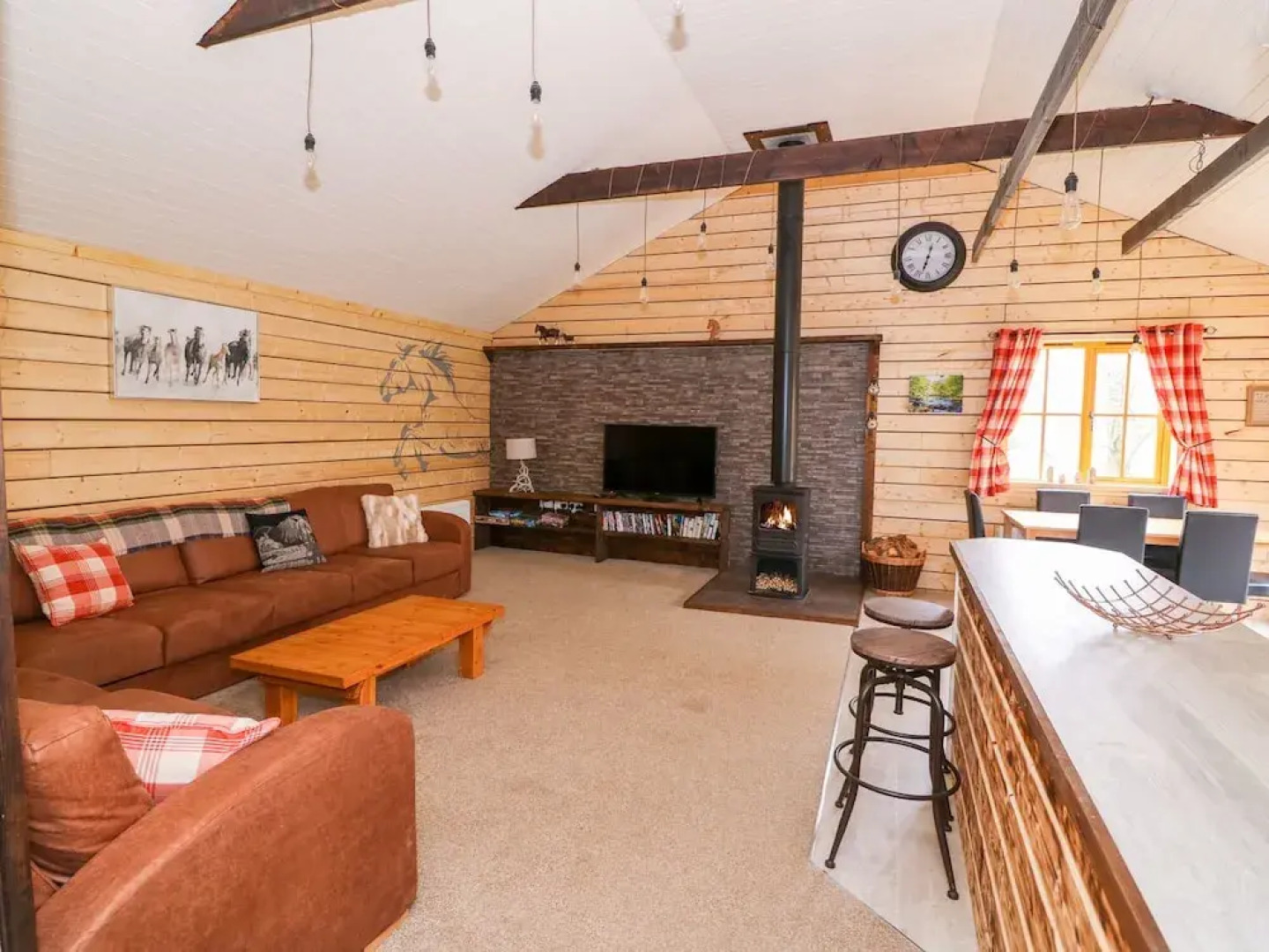 The Paddock, Llanbrynmair