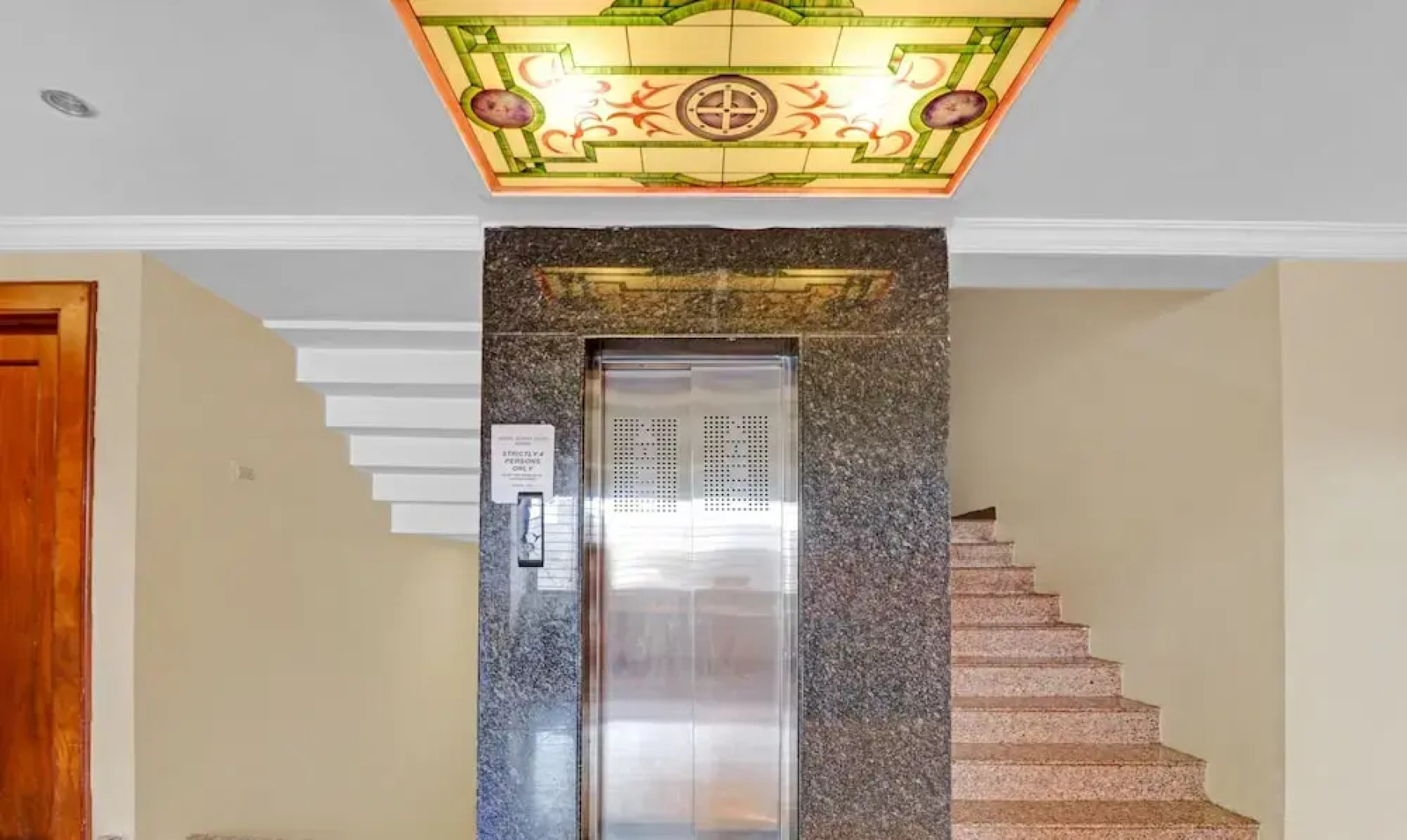 Treebo Surya Yatri Niwas