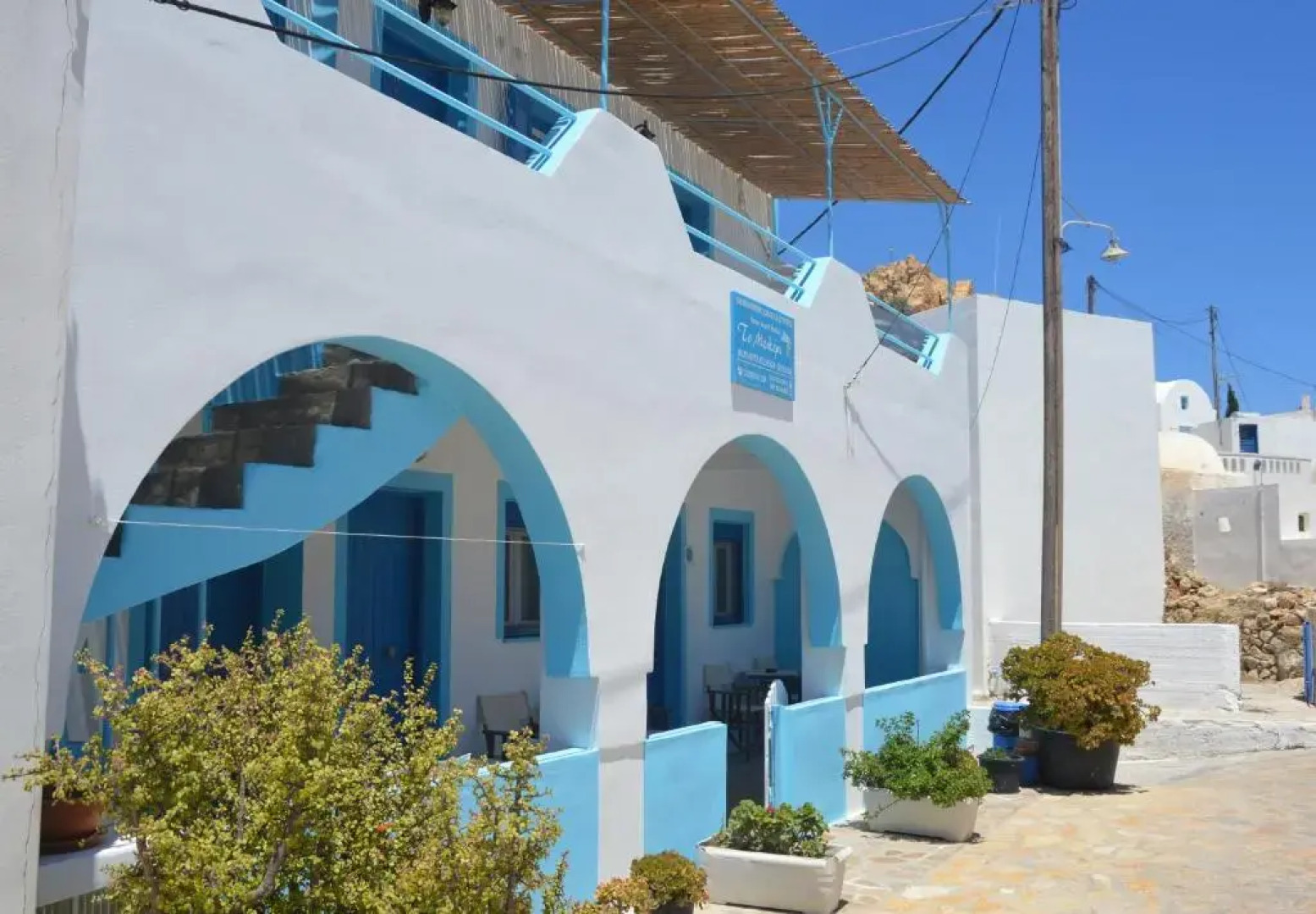 Meltemi Rooms and Studios