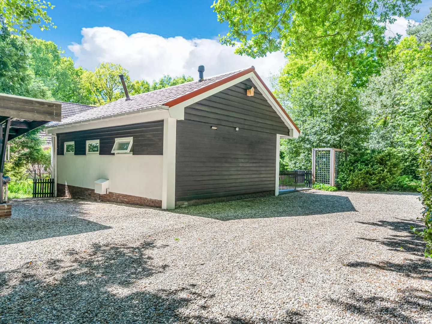 Serene Holiday Home in Ermelo with Large Furnished Garden