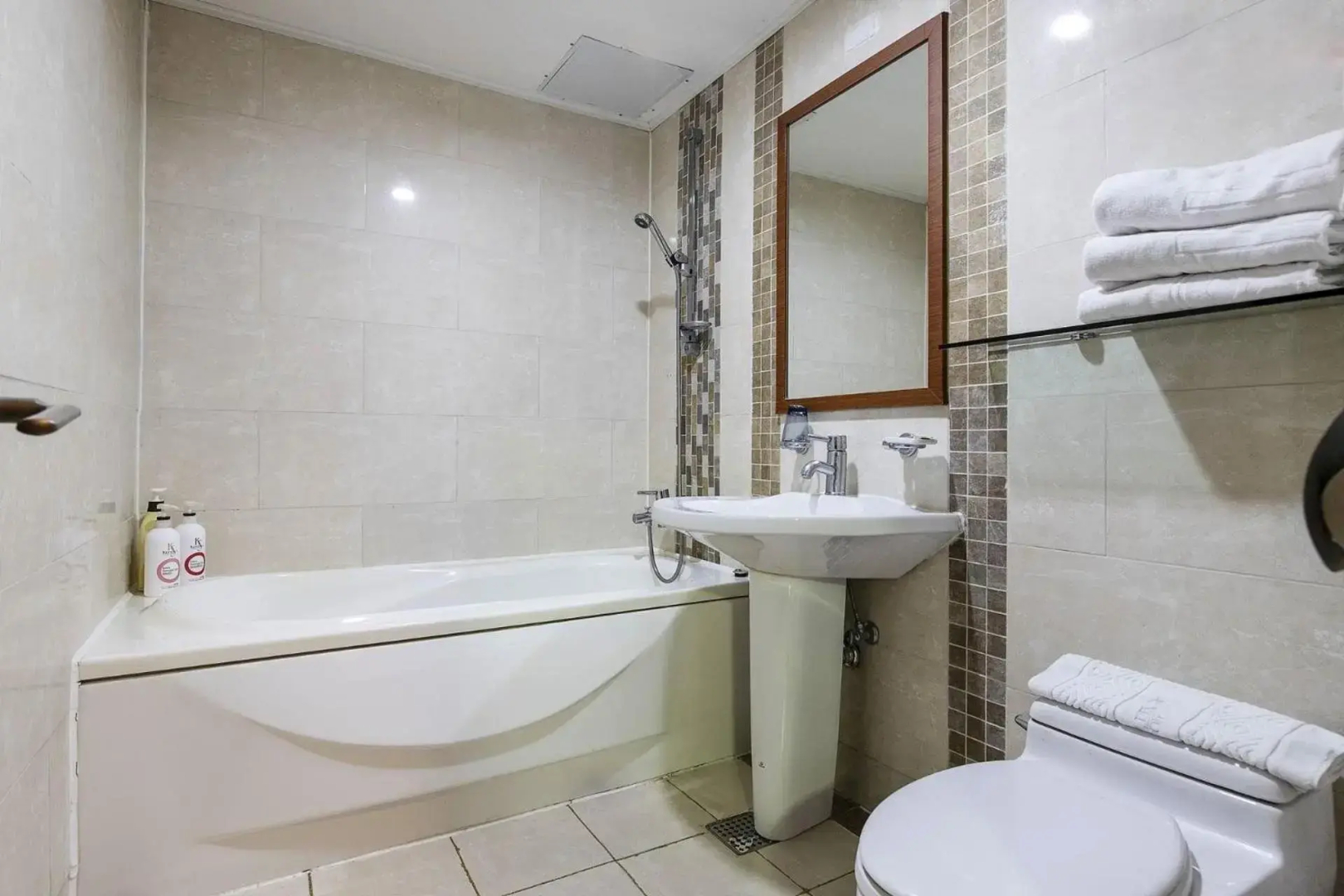 Incheon Airport Hotel Zeumes