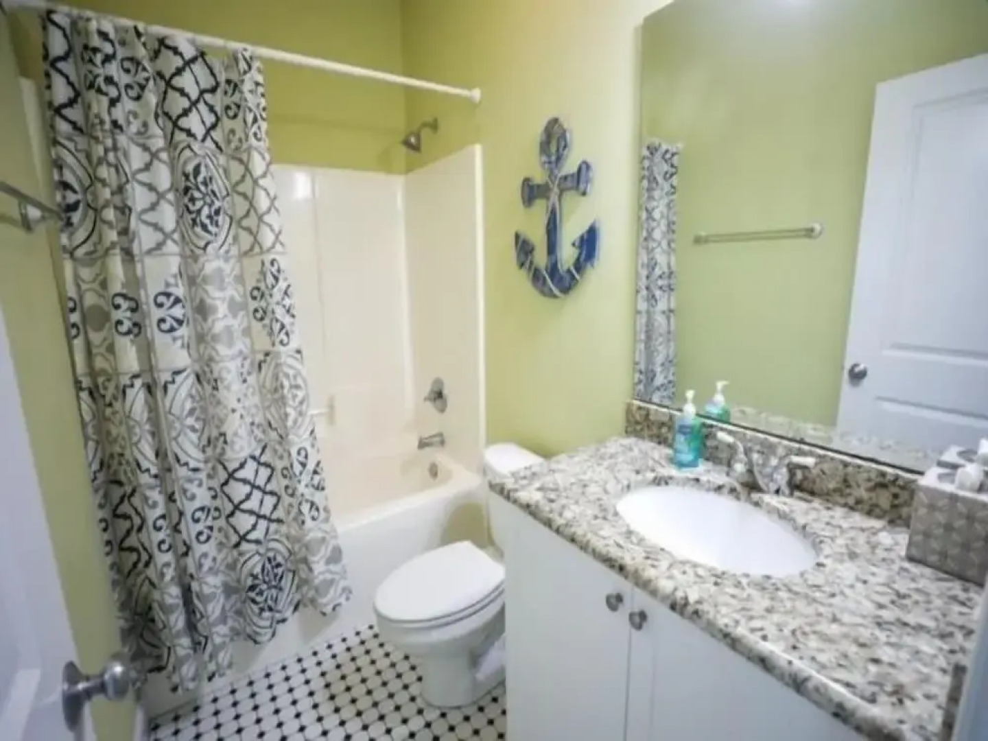 Sandy Bottoms - Relax, Unwind, And Enjoy All The Beach Has To Offer 3 Bedroom Home by Redawning